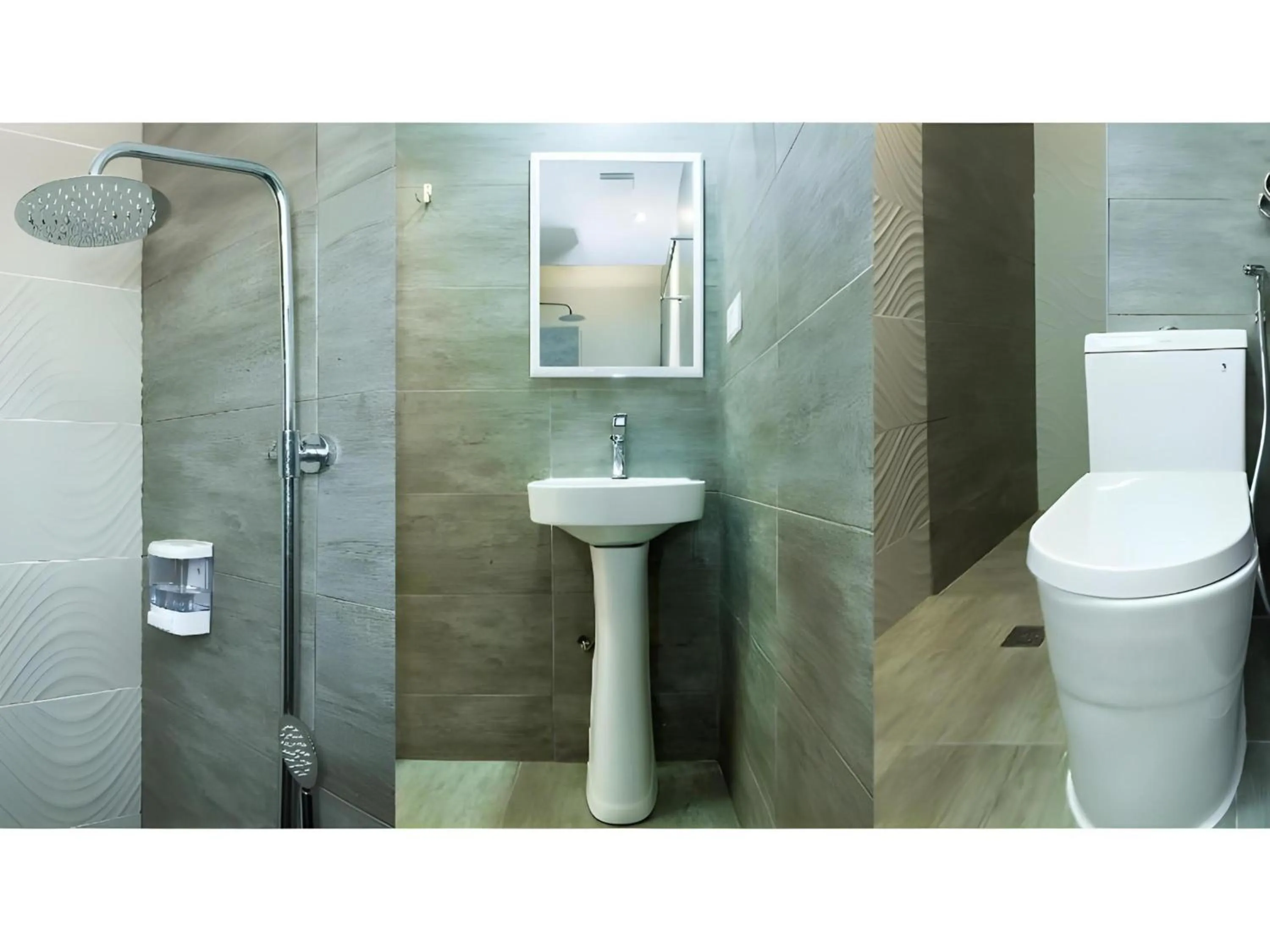 Bathroom in Hotel O La Mirina Boutique Inn