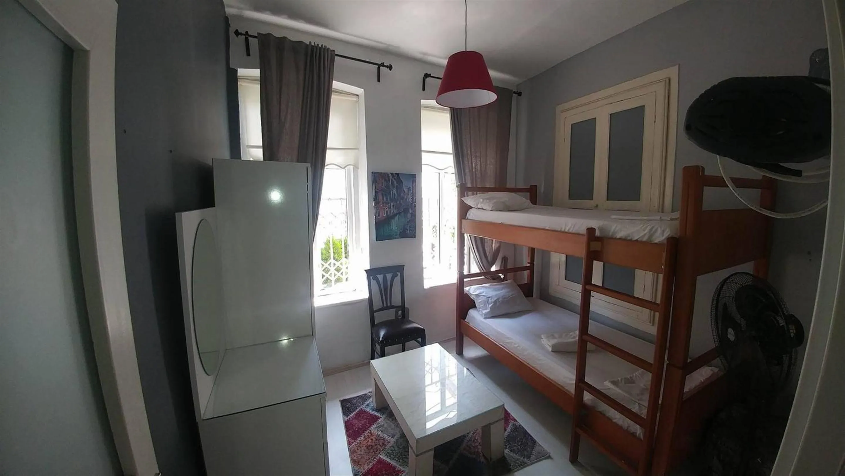 Photo of the whole room, Bed in Taksim Hostel Green House Istanbul