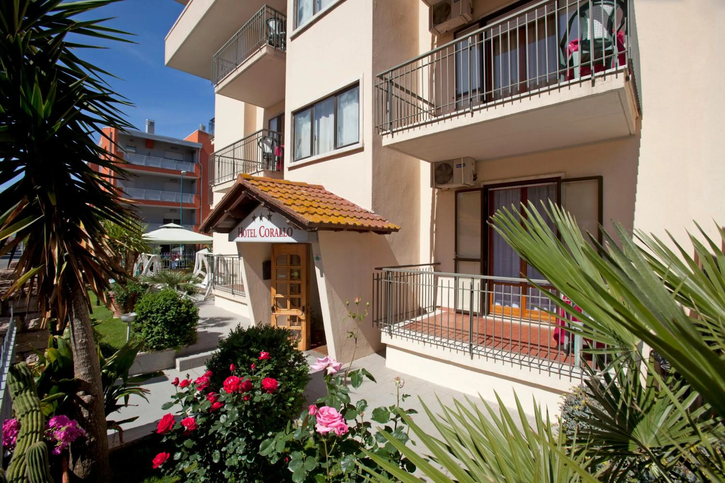 Facade/entrance in Hotel Corallo