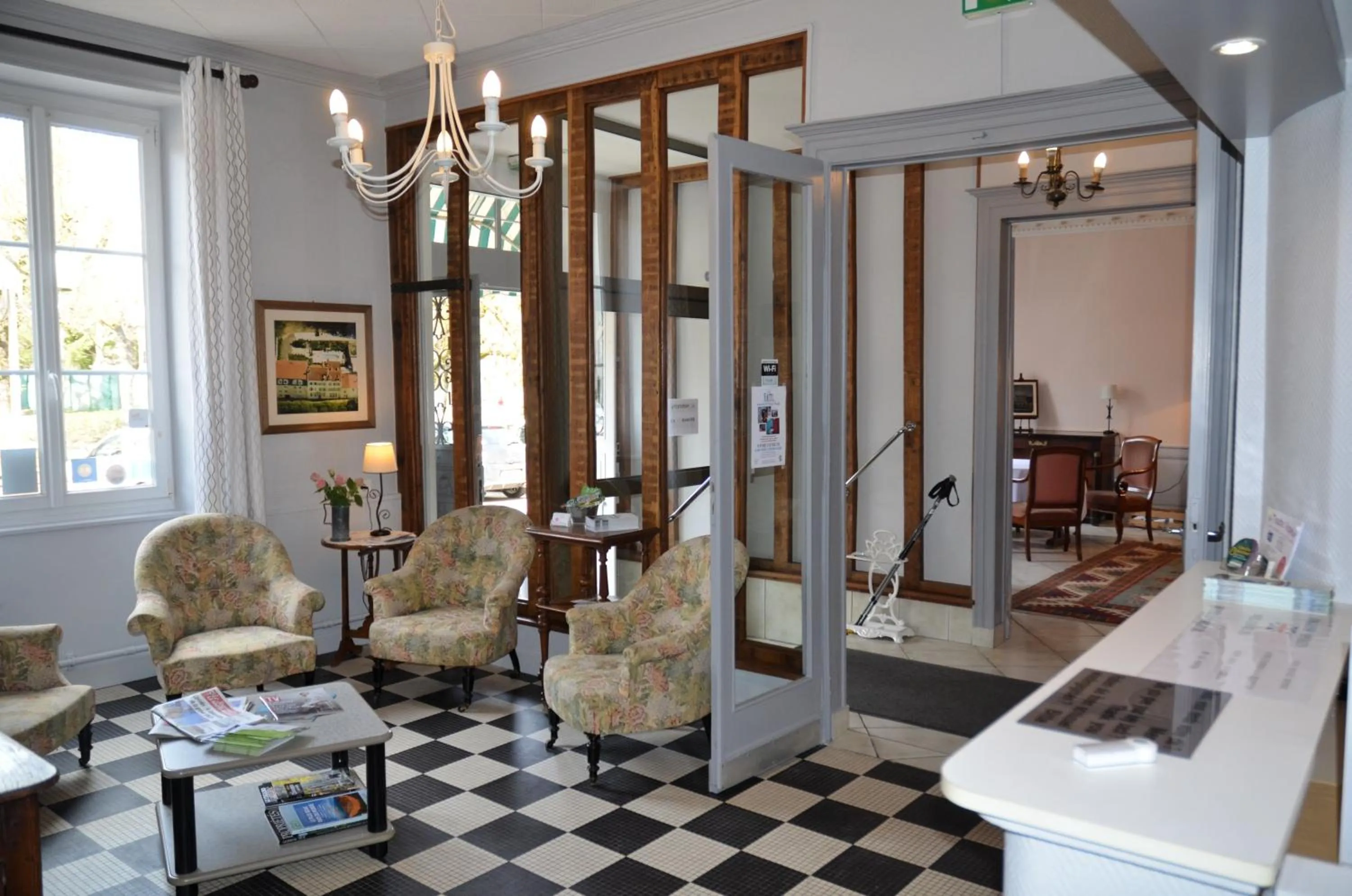 Hôtel et Studios d'Orfeuil