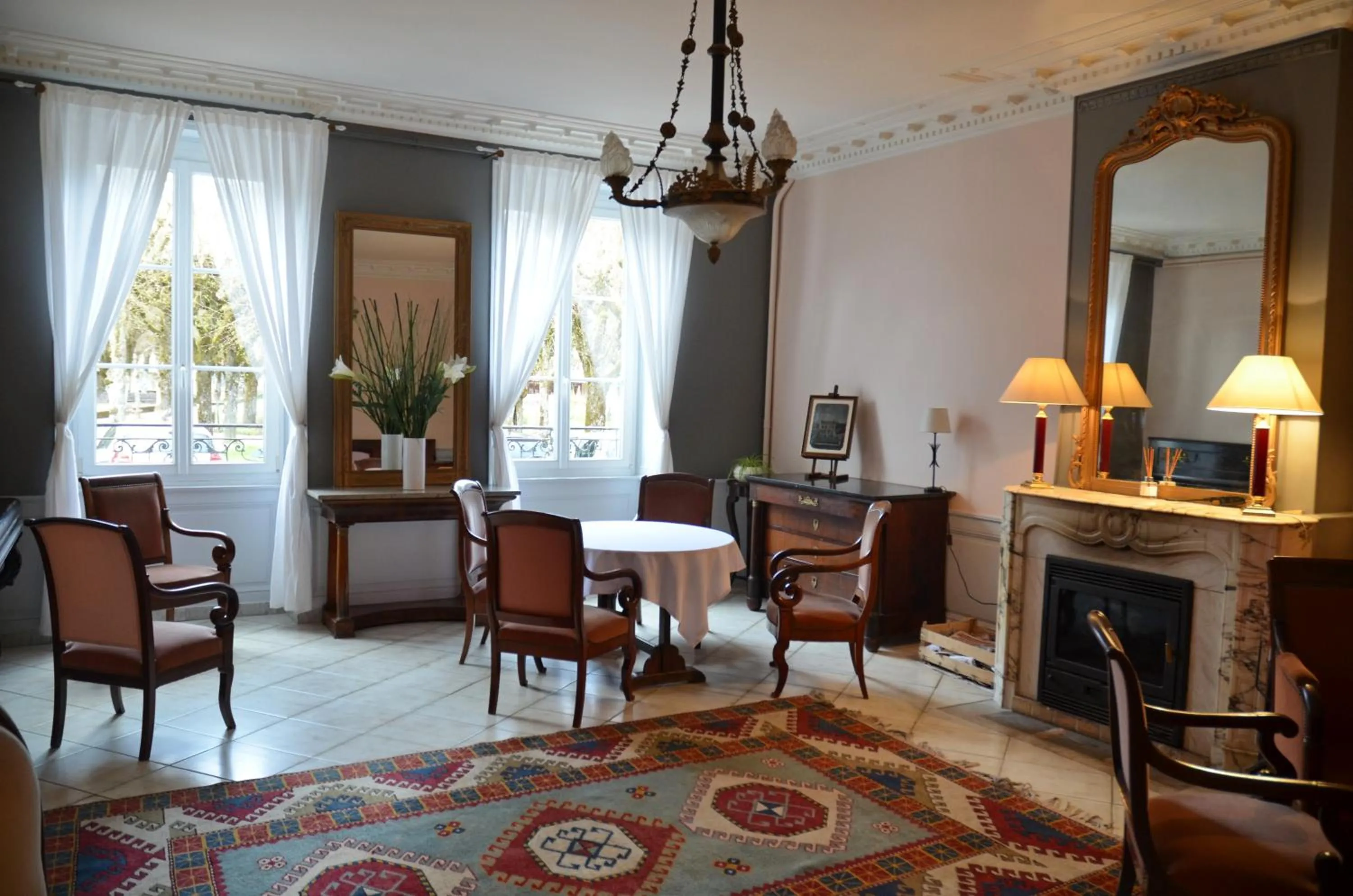 Hôtel et Studios d'Orfeuil