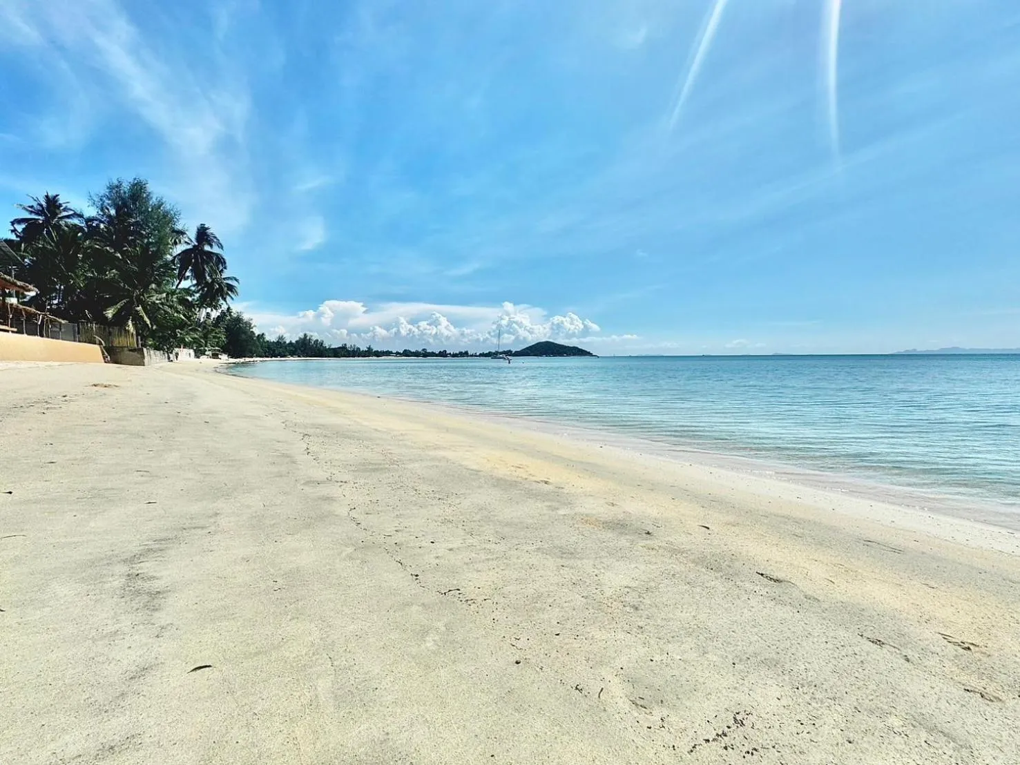 Lipa Lodge Beach Resort