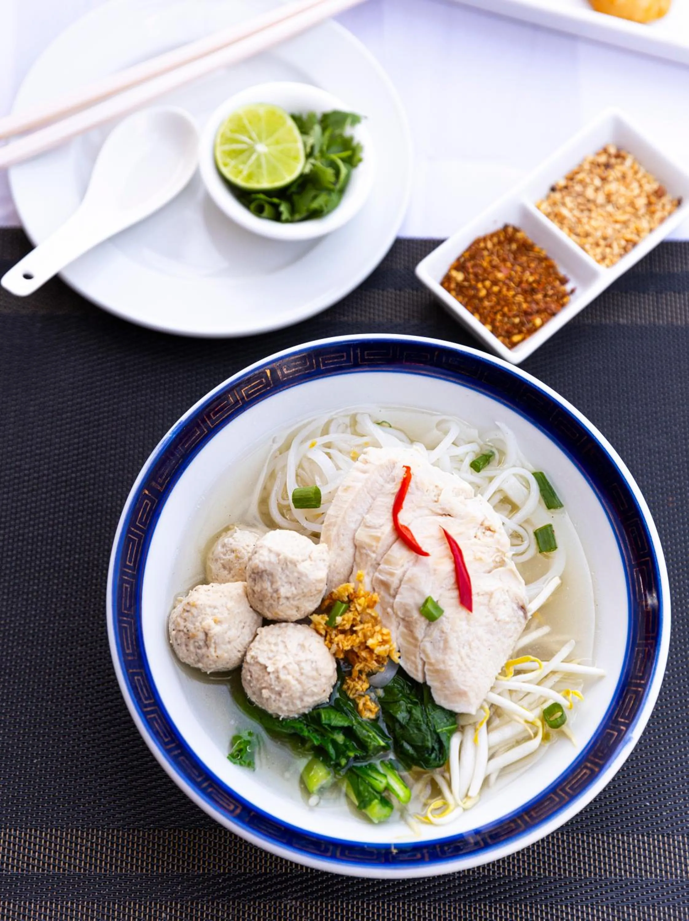 Lipa Lodge Beach Resort