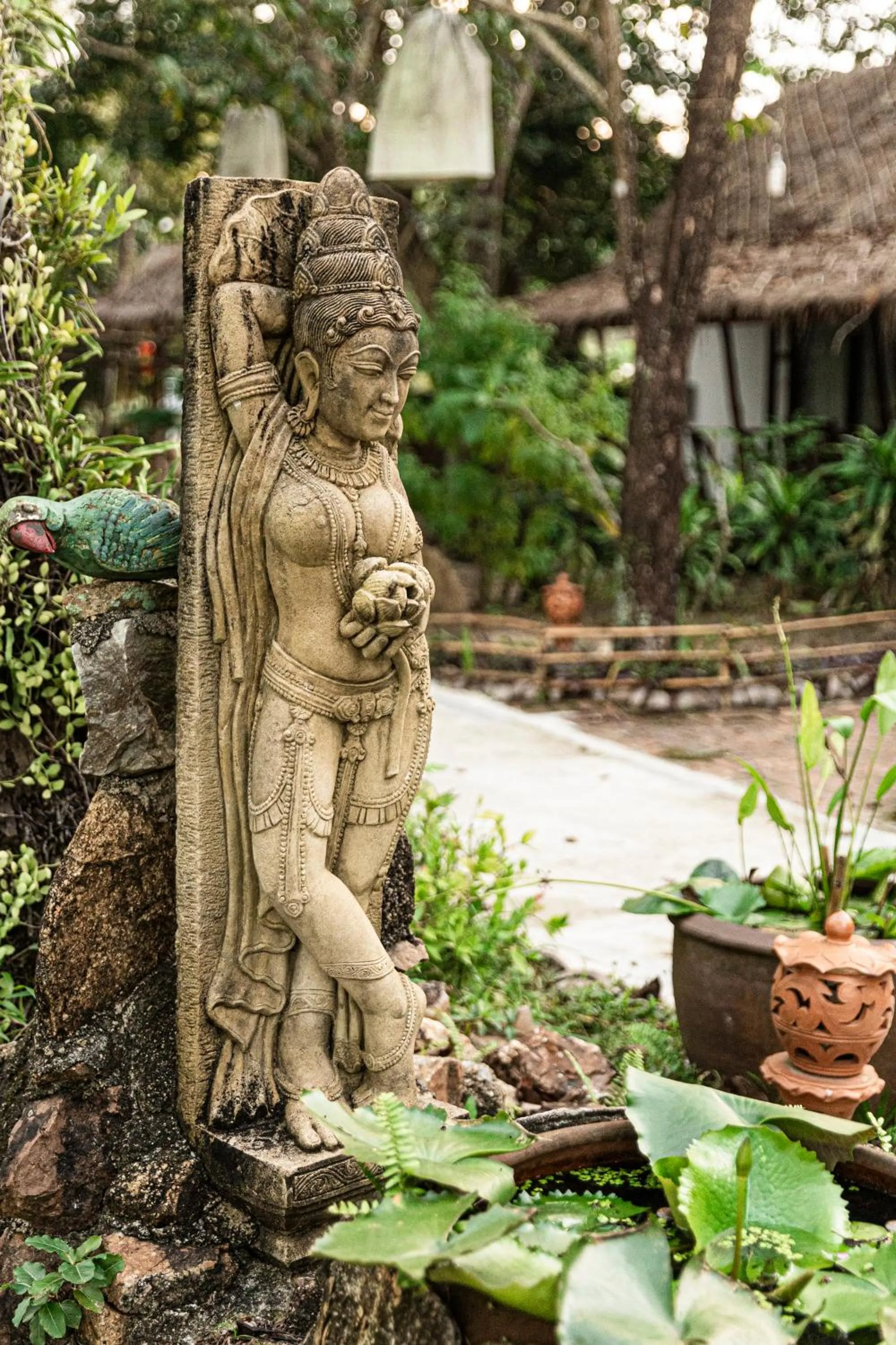 Lipa Lodge Beach Resort