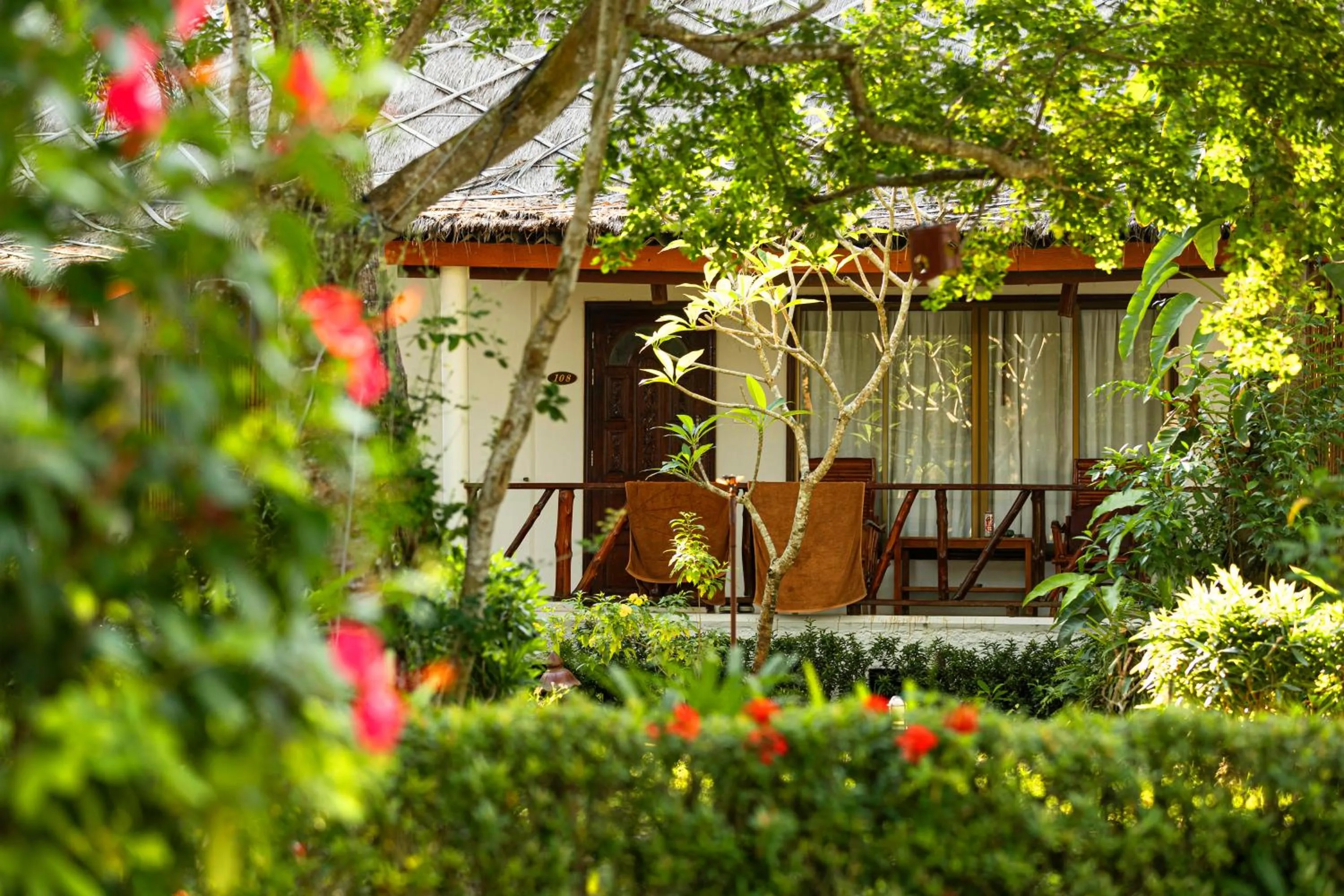 Property building in Lipa Lodge Beach Resort