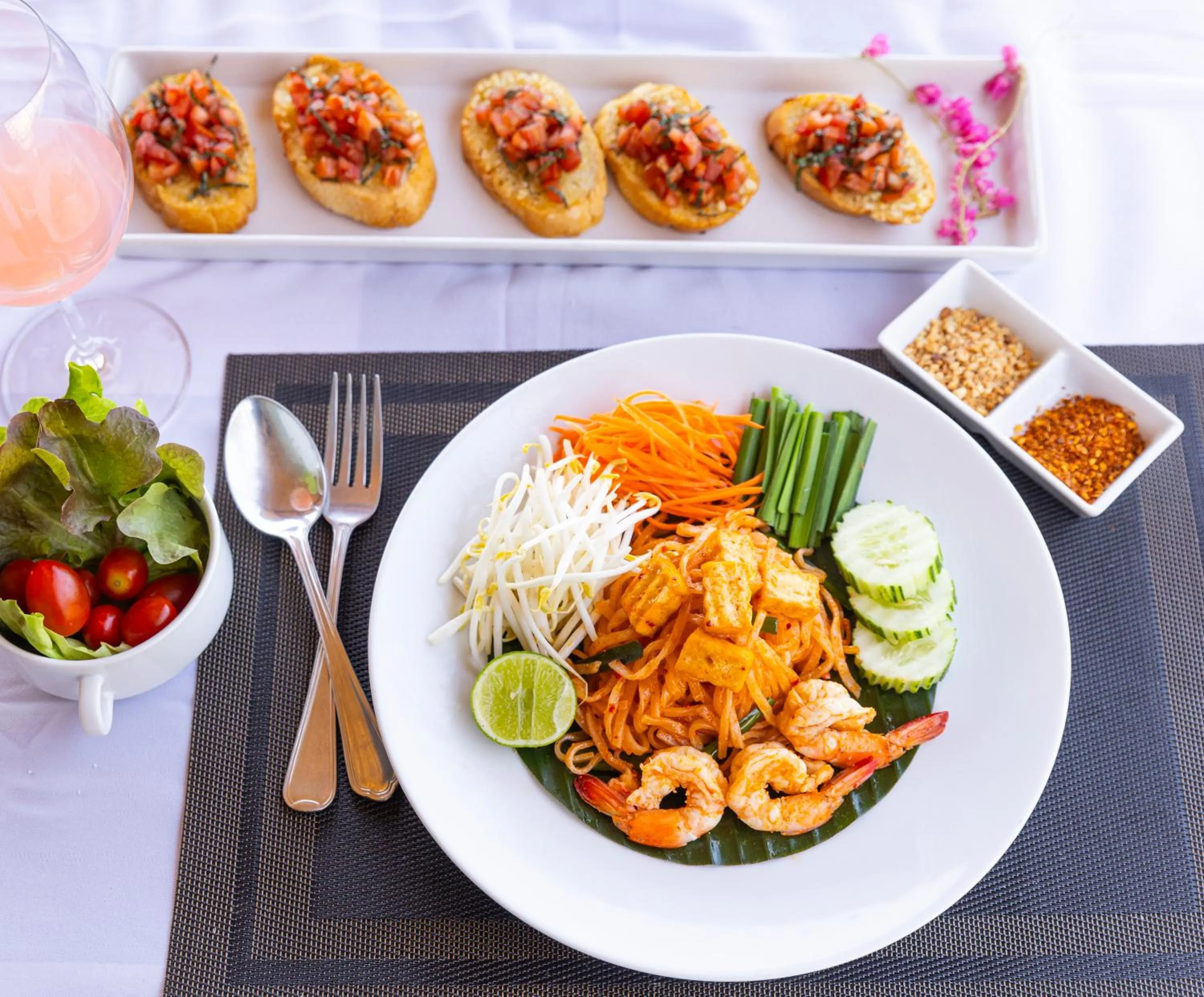 Lipa Lodge Beach Resort