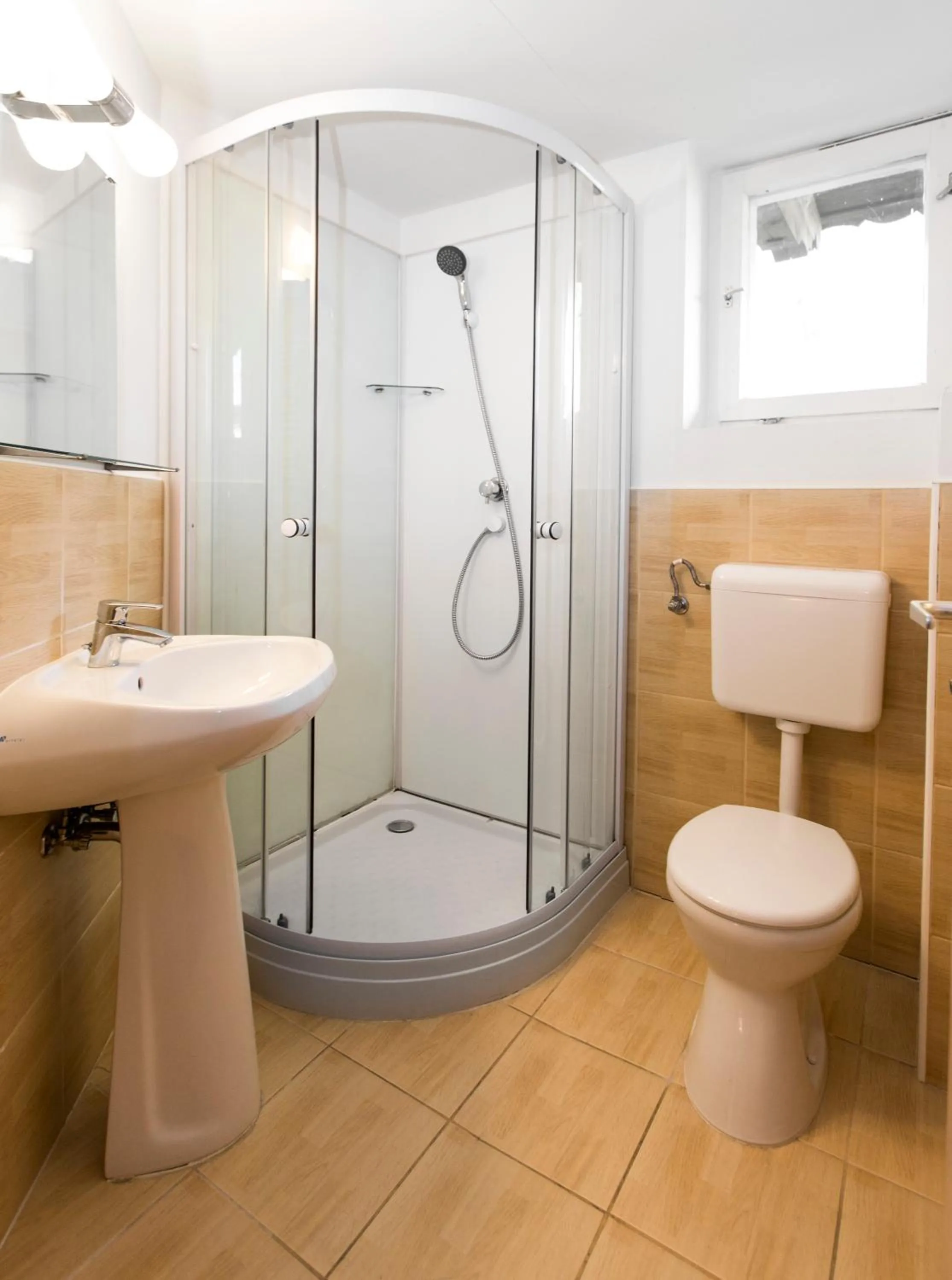 Bathroom in Ridehouse