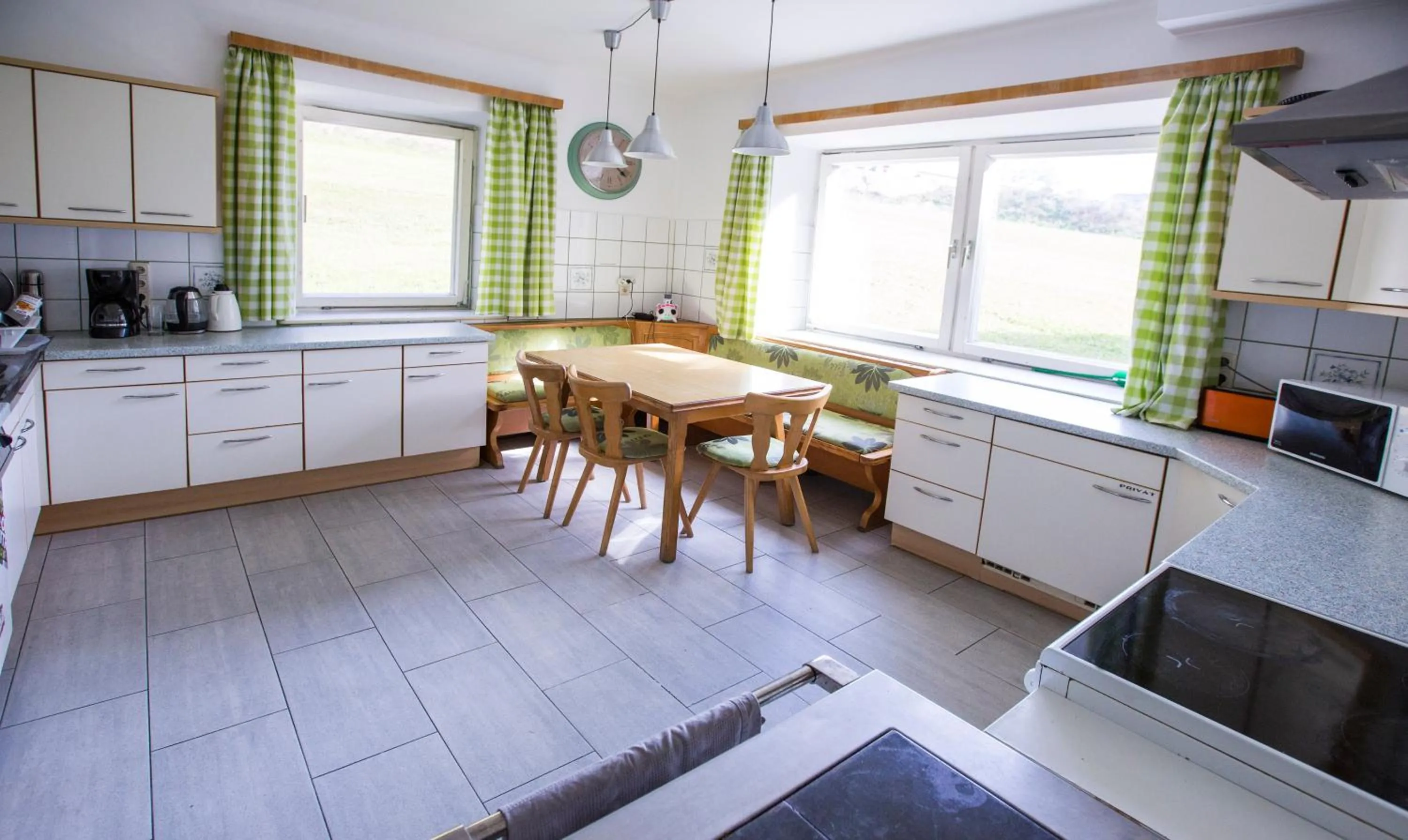 Communal kitchen in Ridehouse