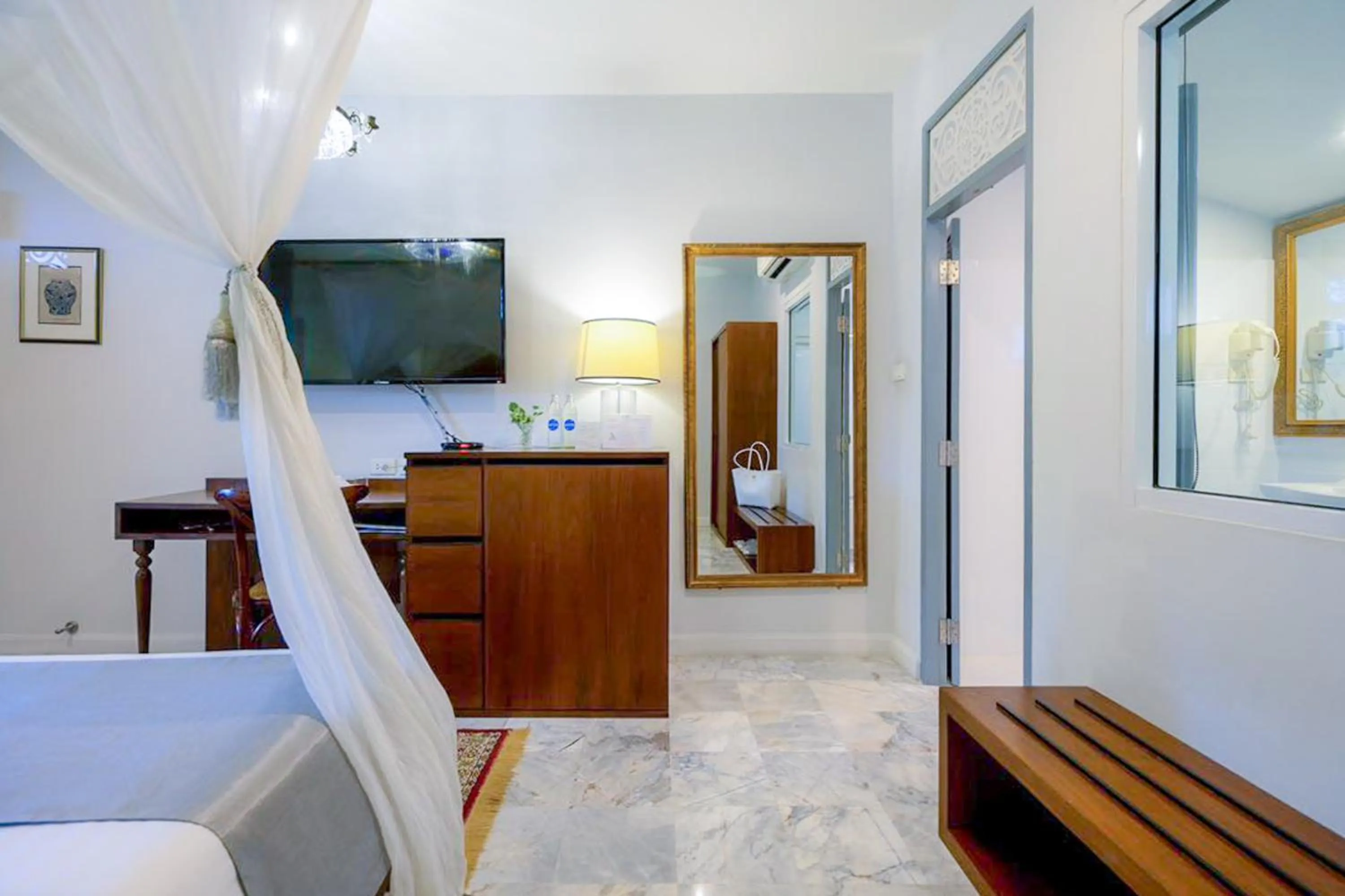 Bedroom in Villa Amphawa