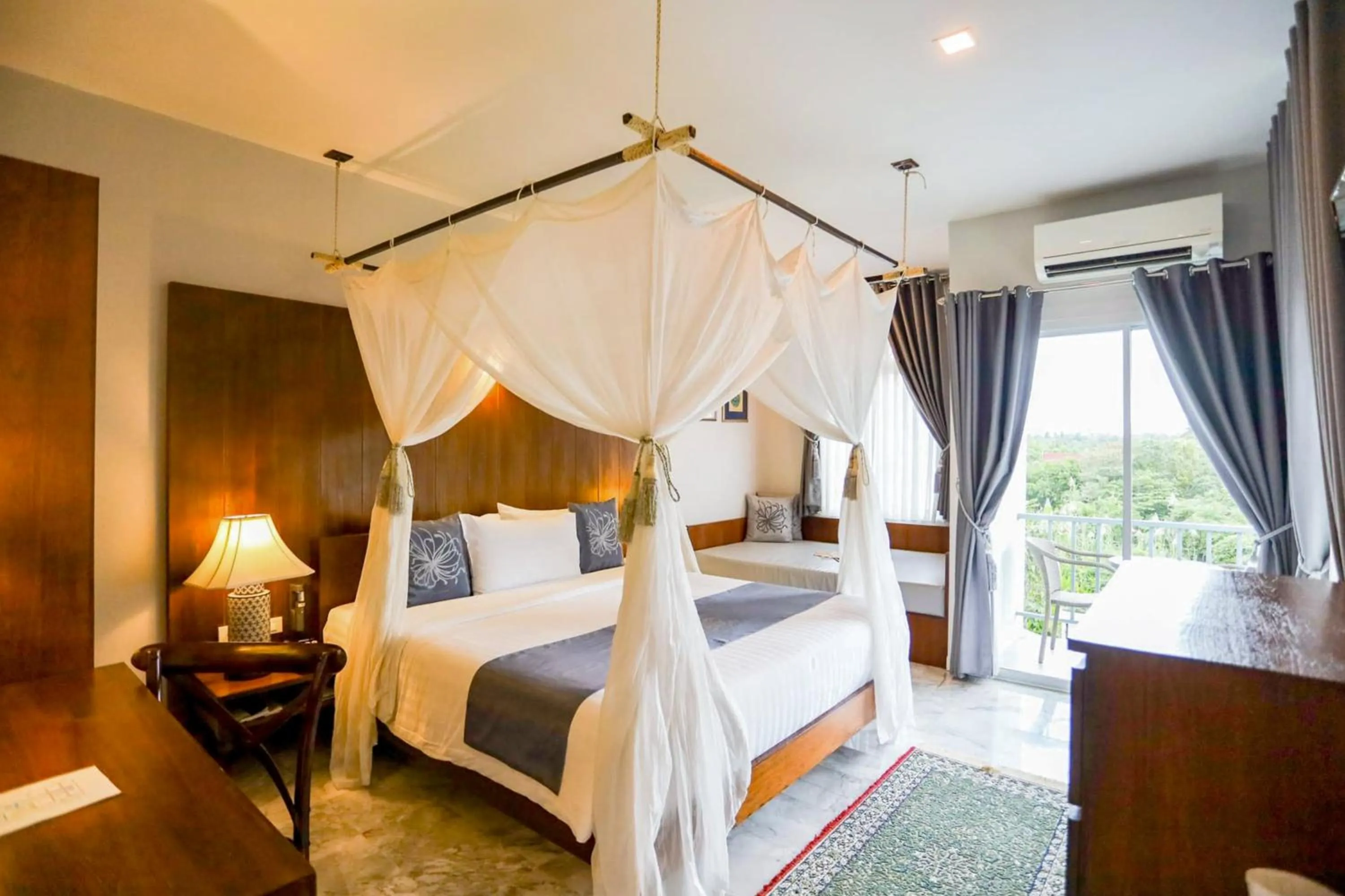 Bedroom, Bed in Villa Amphawa