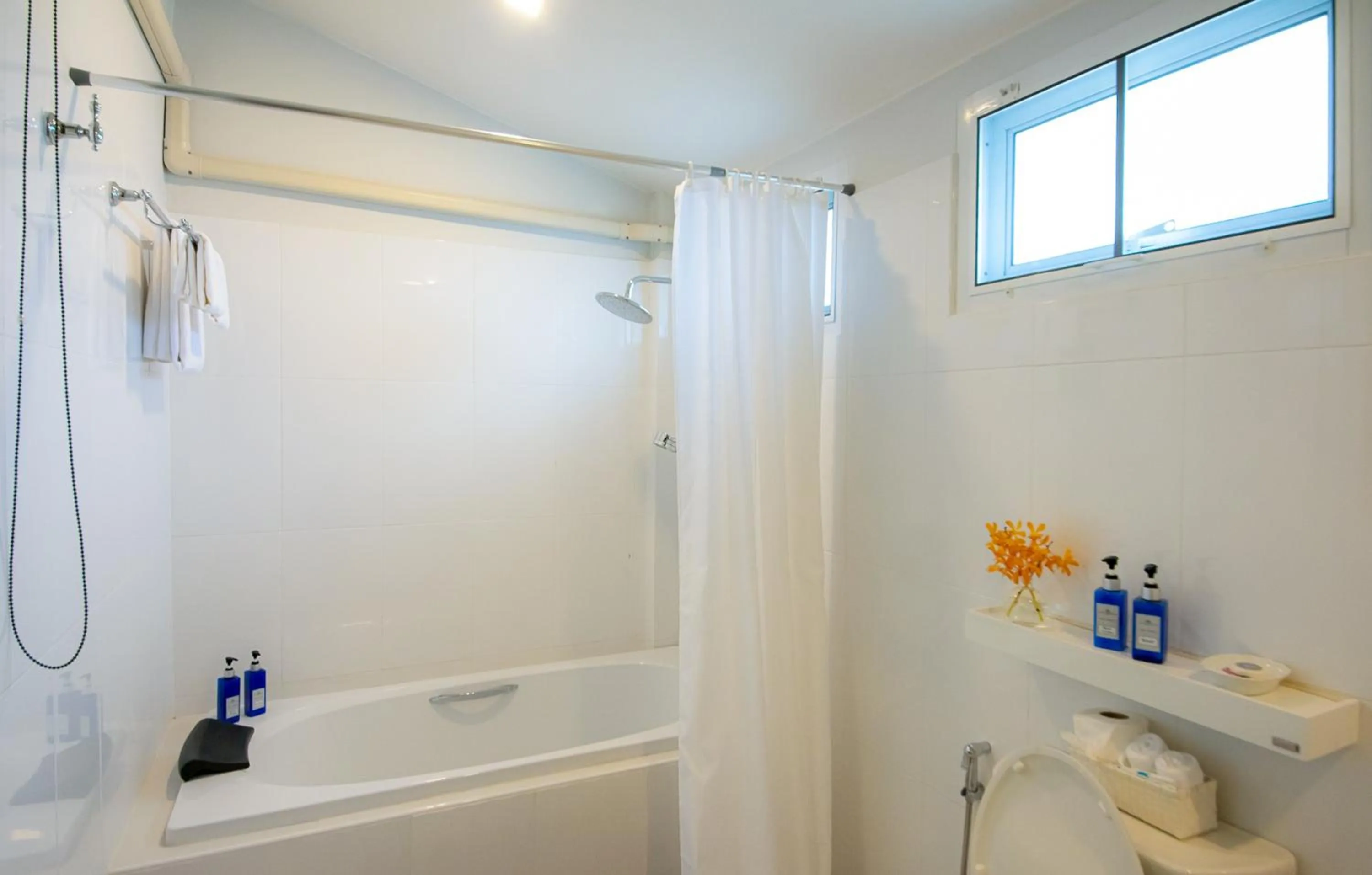 Bathroom in Villa Amphawa