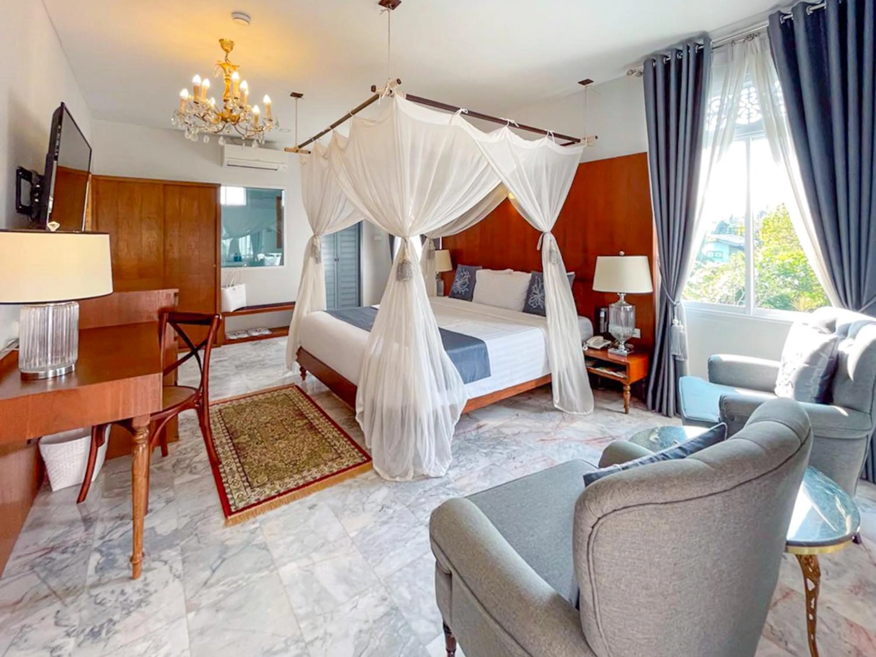 Bedroom, Bed in Villa Amphawa