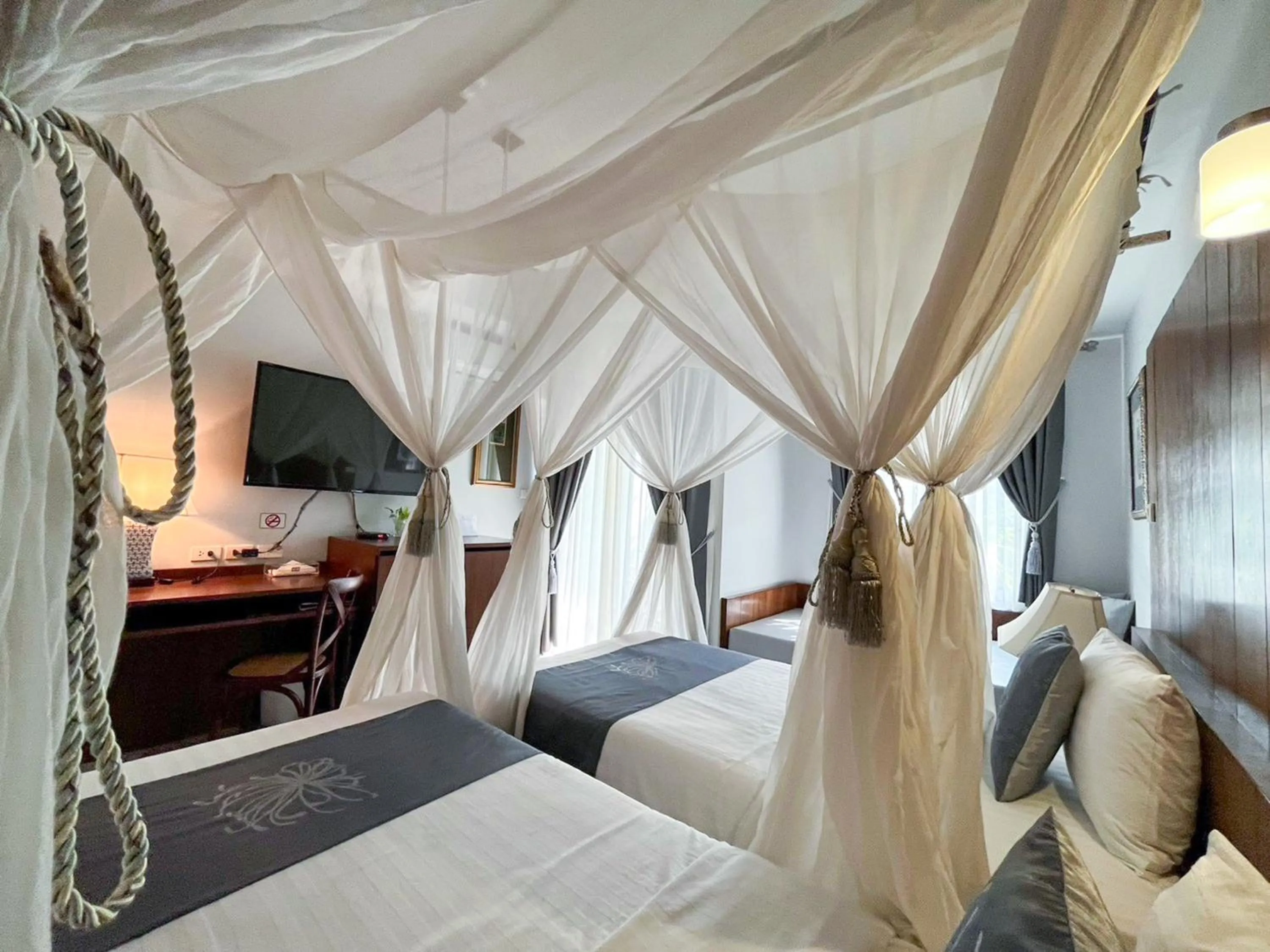 Bedroom, Bed in Villa Amphawa