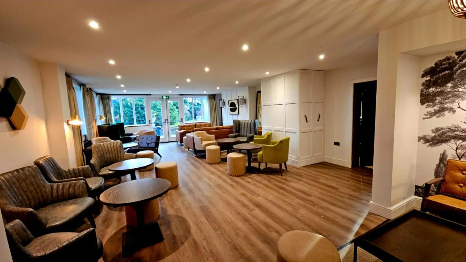 Lounge or bar in Great Hallingbury Manor & Lodges London Stansted