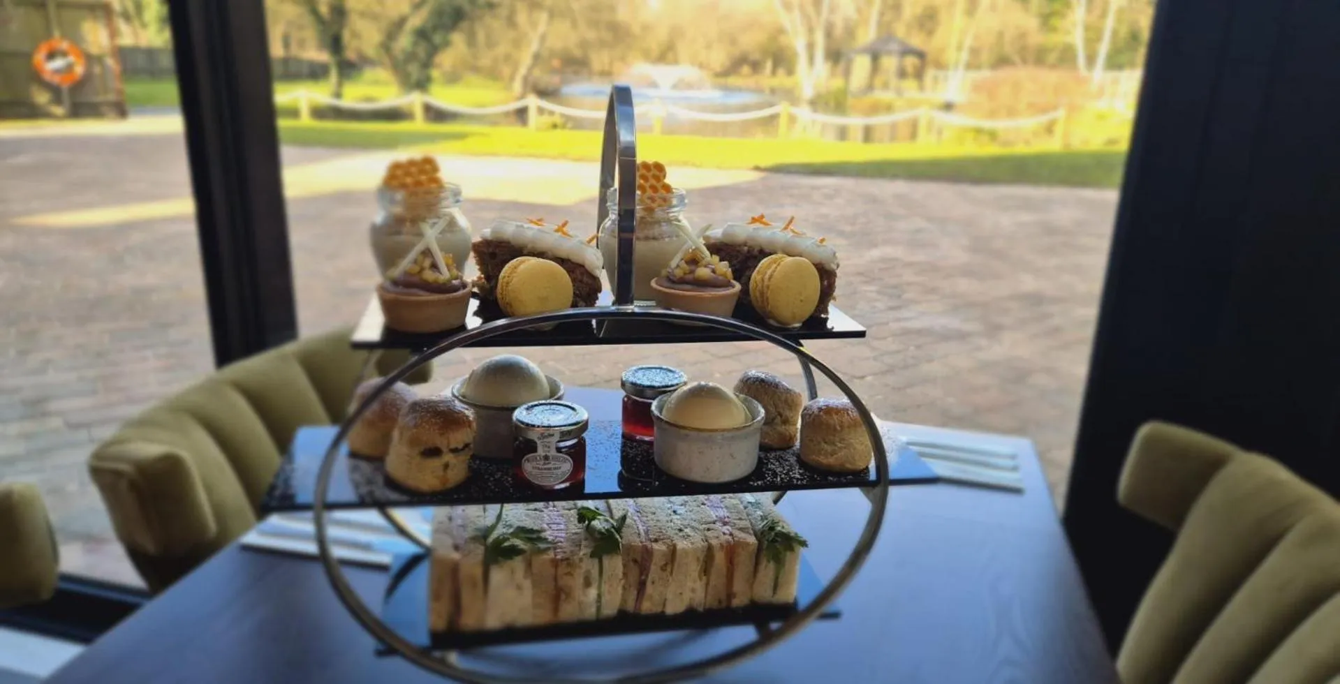 Restaurant/places to eat in Great Hallingbury Manor & Lodges London Stansted