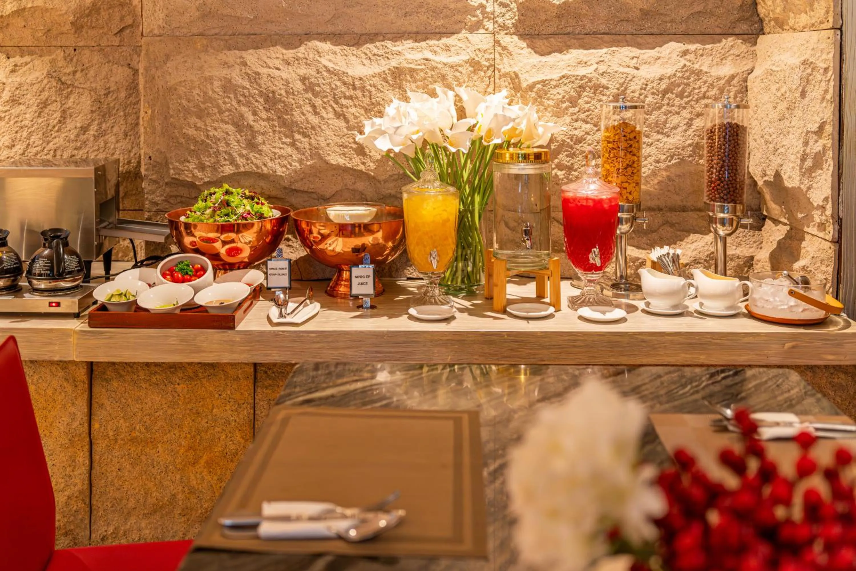 Buffet breakfast in A&EM Phan Boi Chau