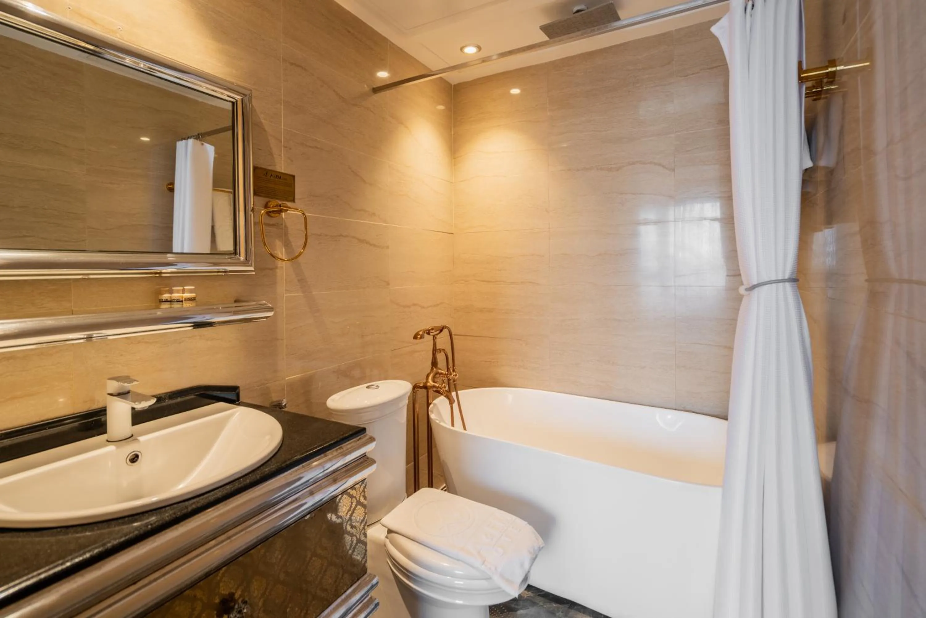 Bathroom in A&EM Phan Boi Chau