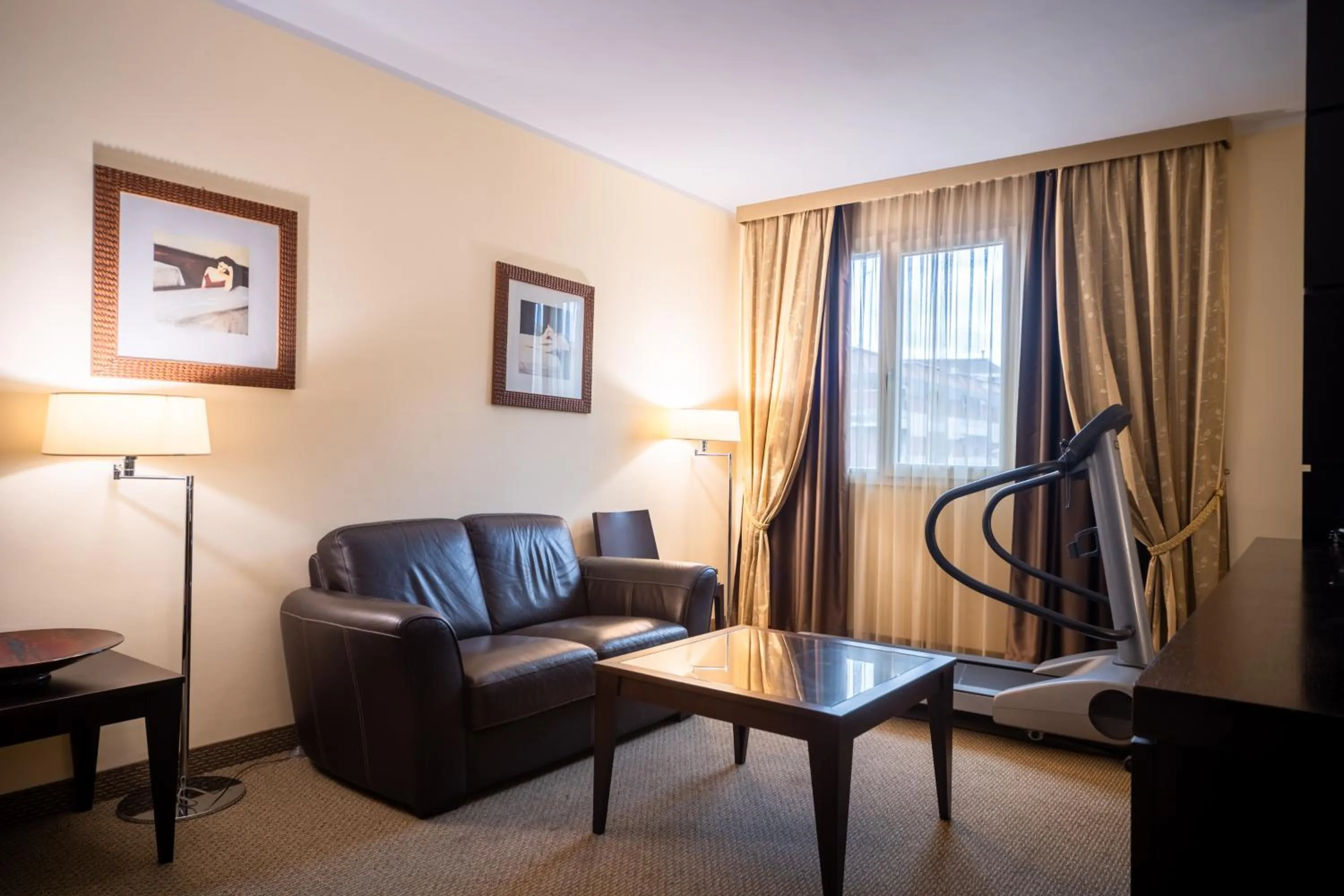 Living room in Hotel Airone - Ombrellone incluso al bagno Dolce Vita a Marina dal 1 giugno al 28 settembre