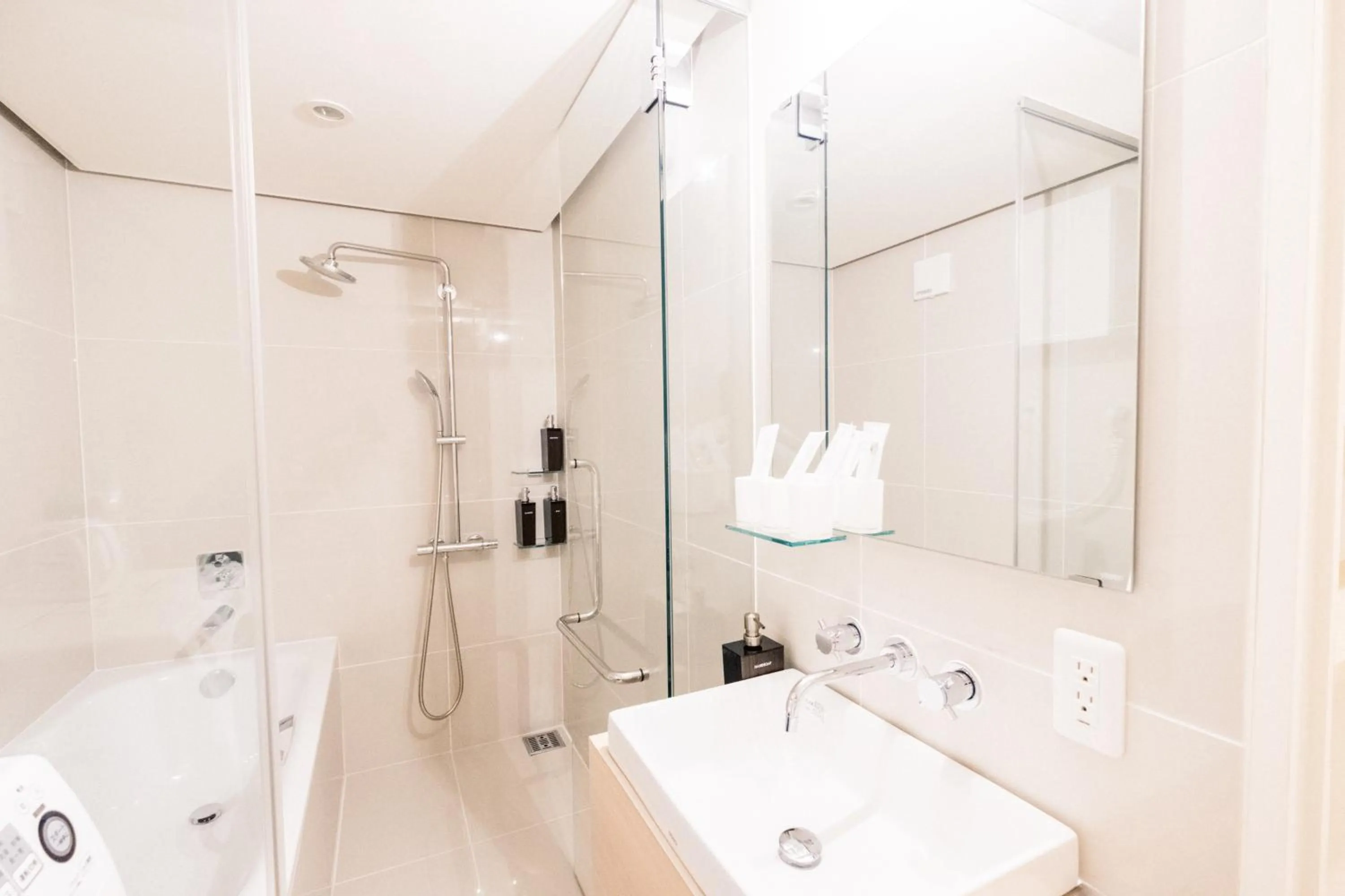 Bathroom in SPATIUM GINZA