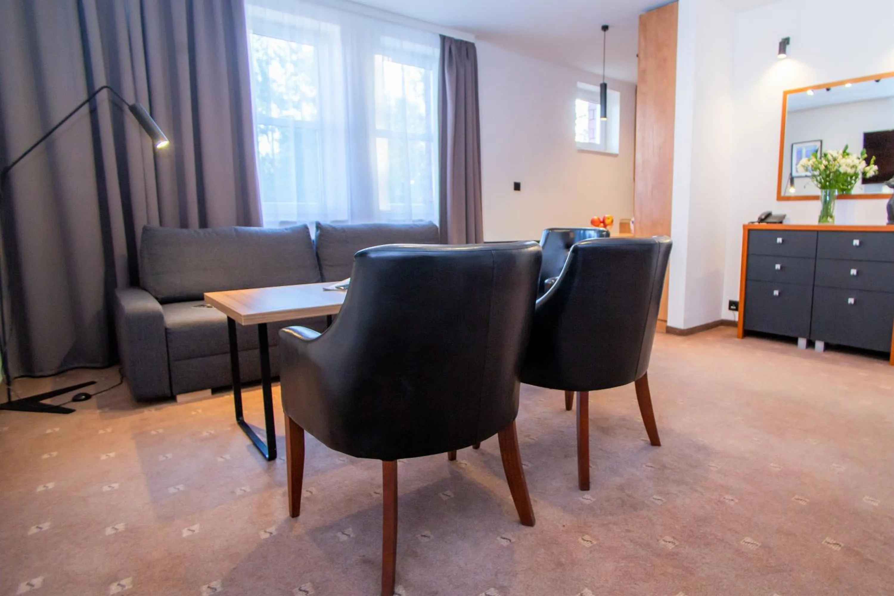 TV and multimedia in Warsaw Apartments - Apartamenty Sadyba