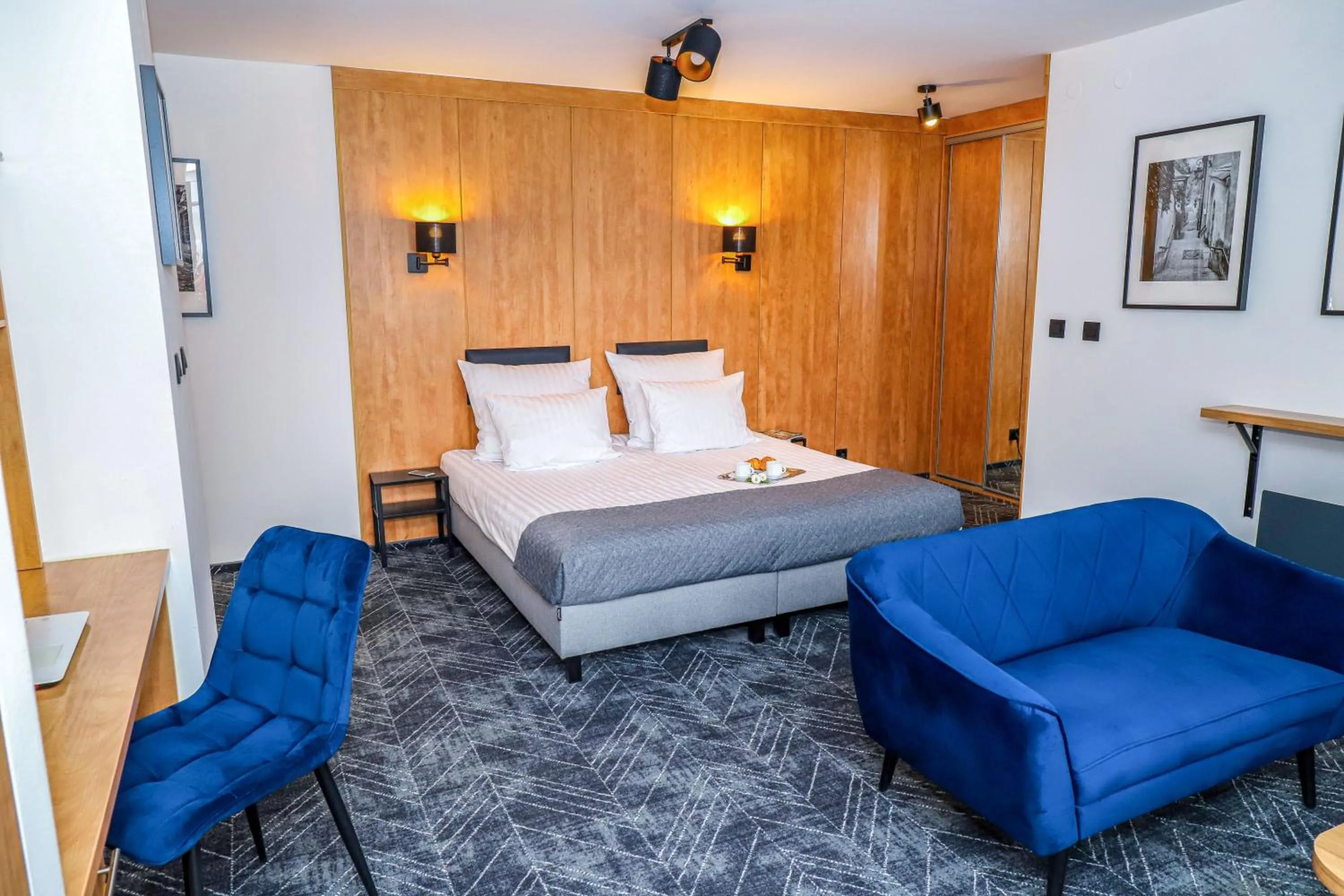 Photo of the whole room, Bed in Warsaw Apartments - Apartamenty Sadyba