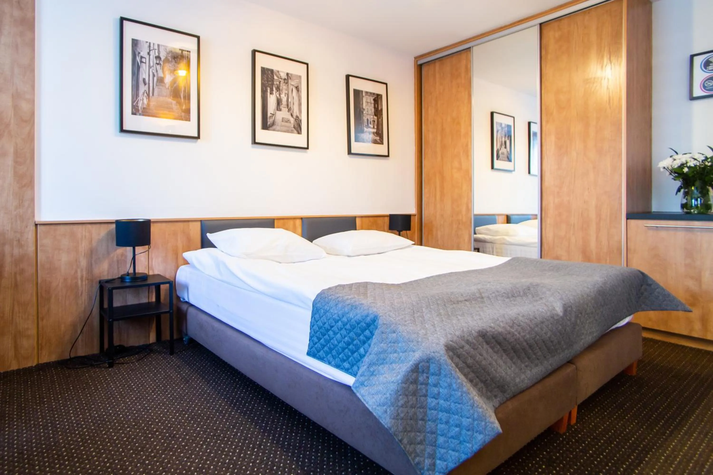 Photo of the whole room, Bed in Warsaw Apartments - Apartamenty Sadyba