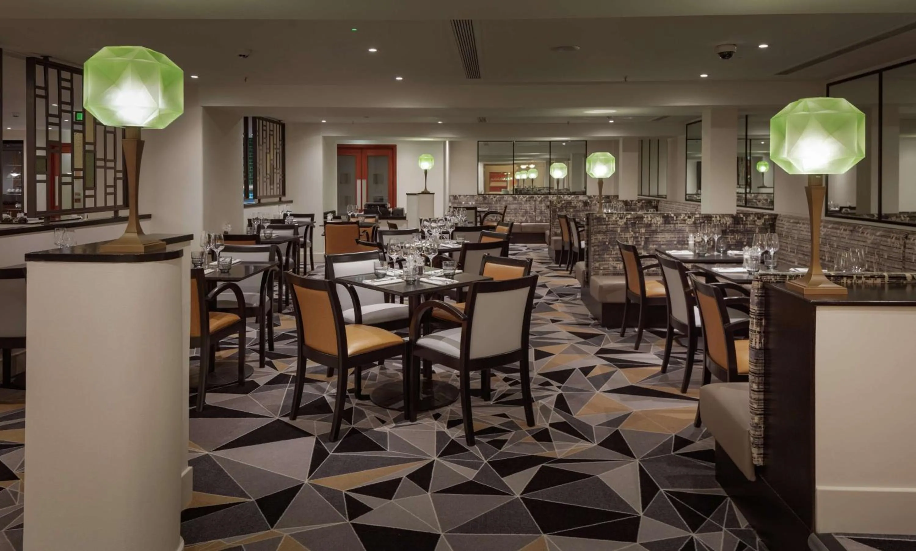 Restaurant/places to eat in Hilton London Paddington