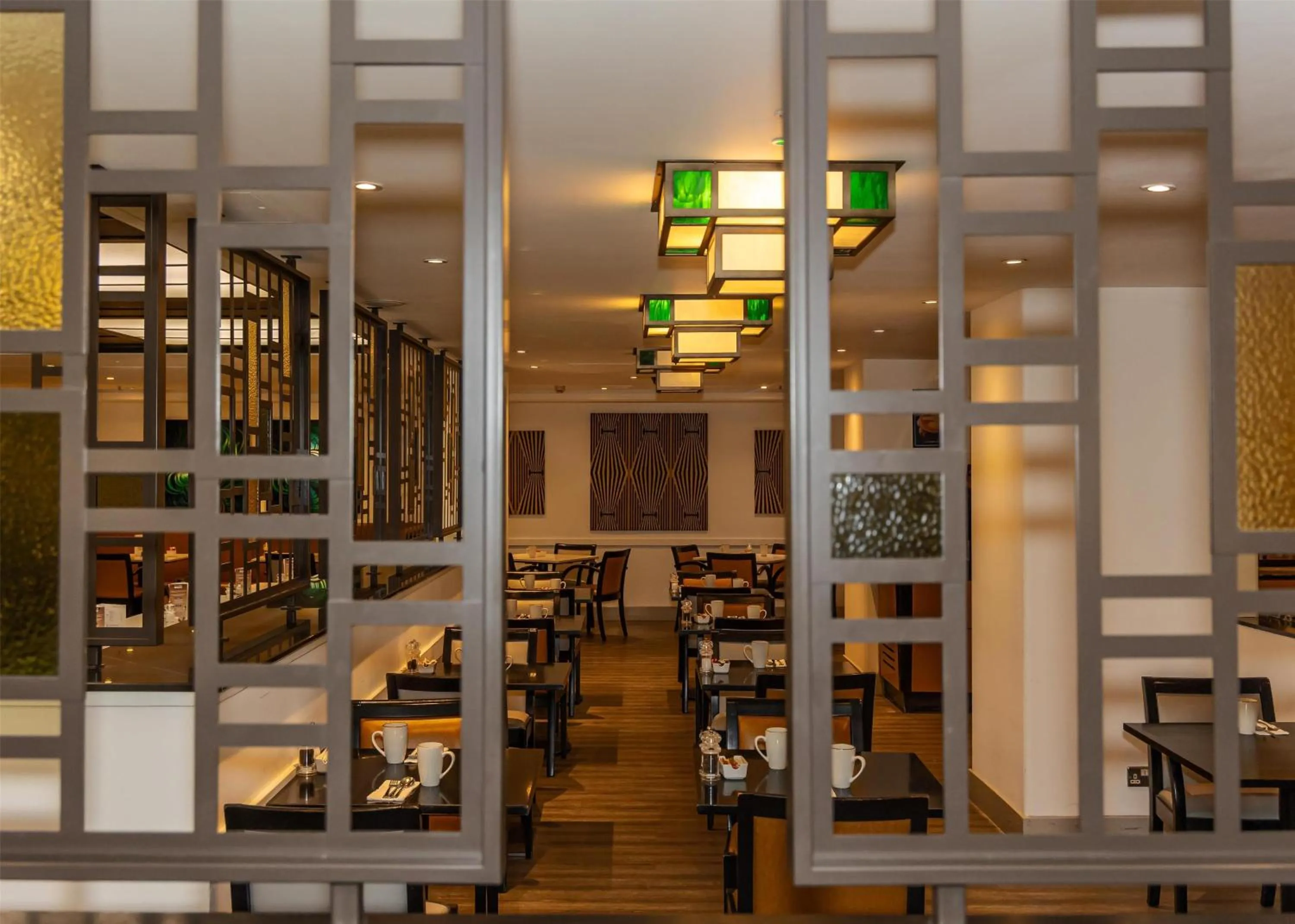 Restaurant/places to eat in Hilton London Paddington