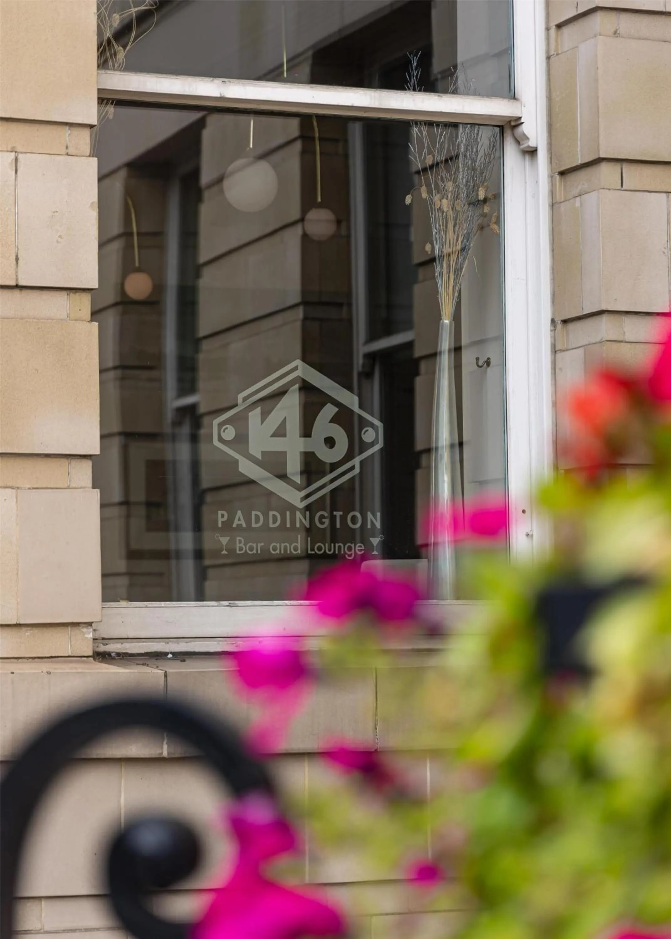 Lounge or bar in Hilton London Paddington