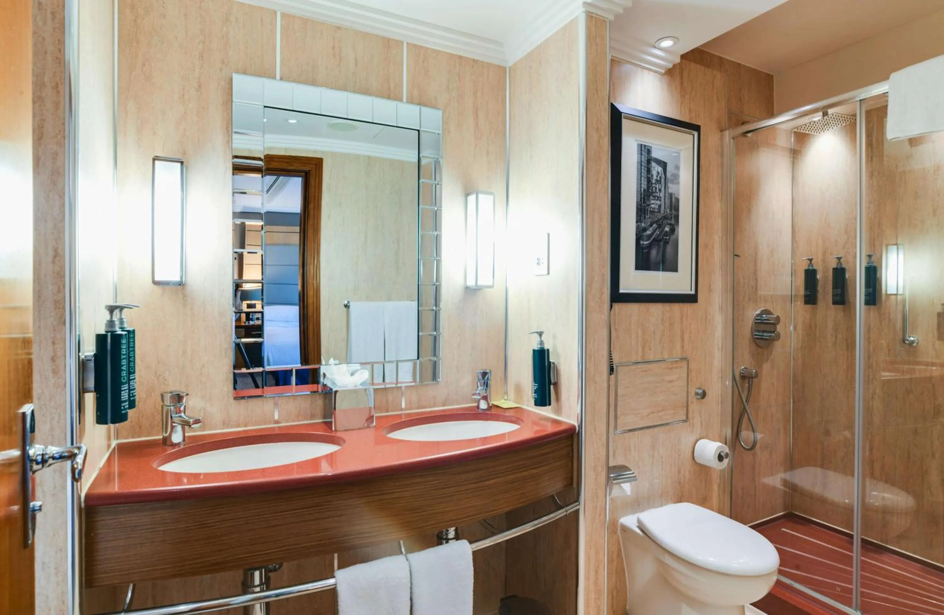 Bathroom in Hilton London Paddington