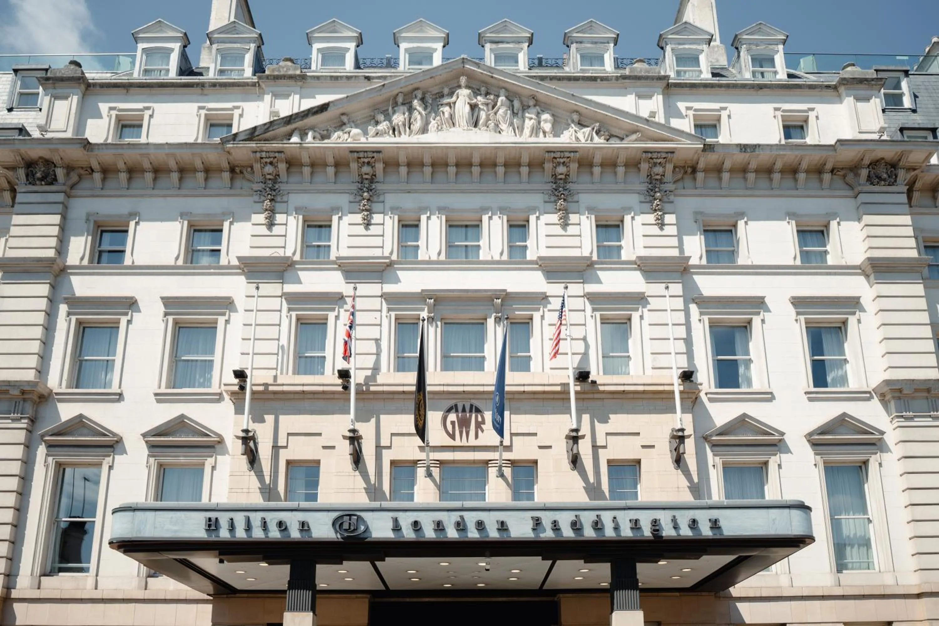 Property building in Hilton London Paddington