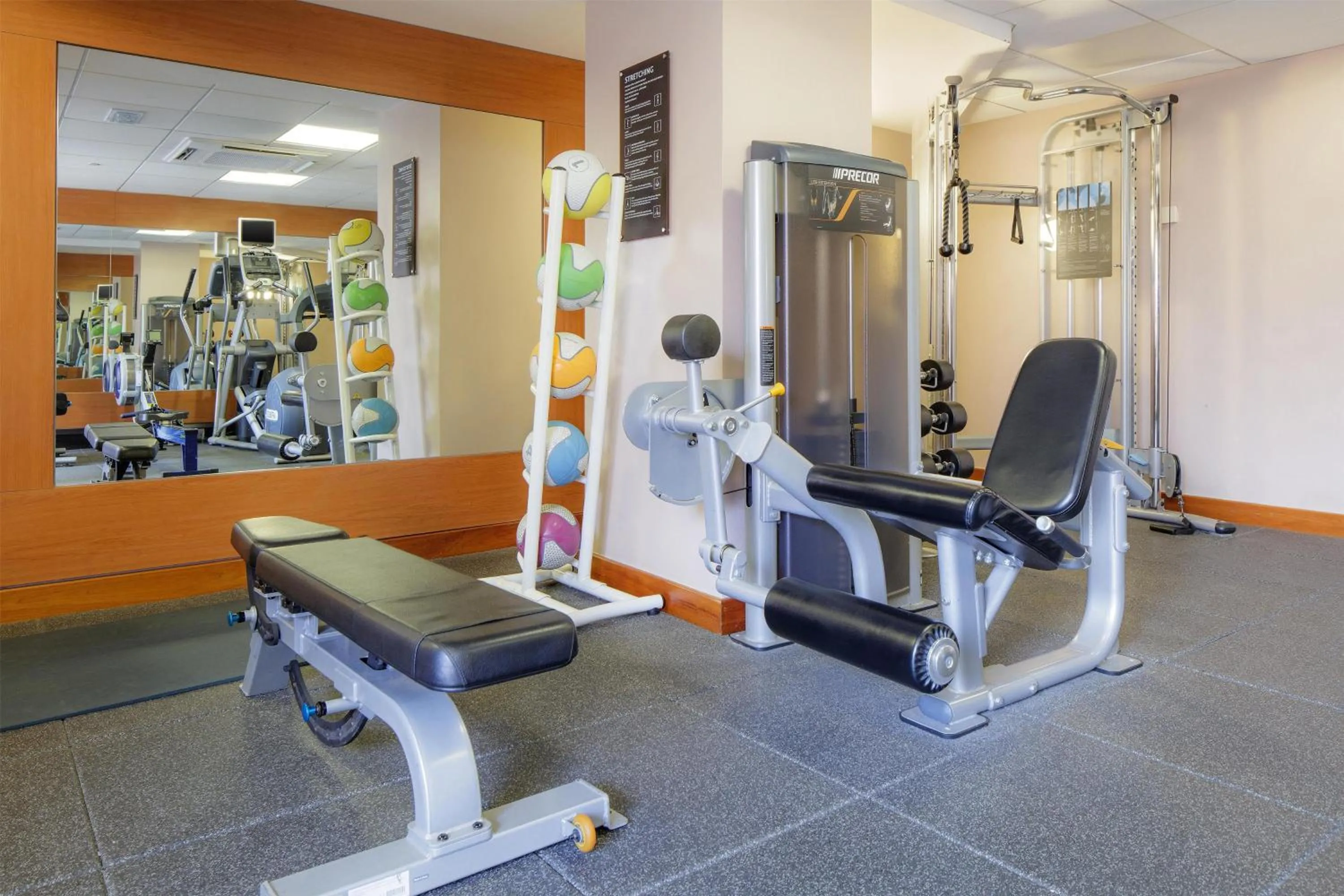 Fitness centre/facilities in Hilton London Paddington