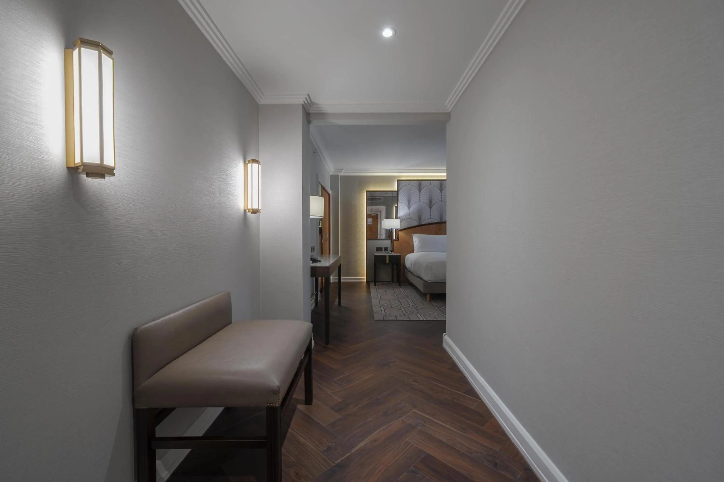 Photo of the whole room, Bed in Hilton London Paddington