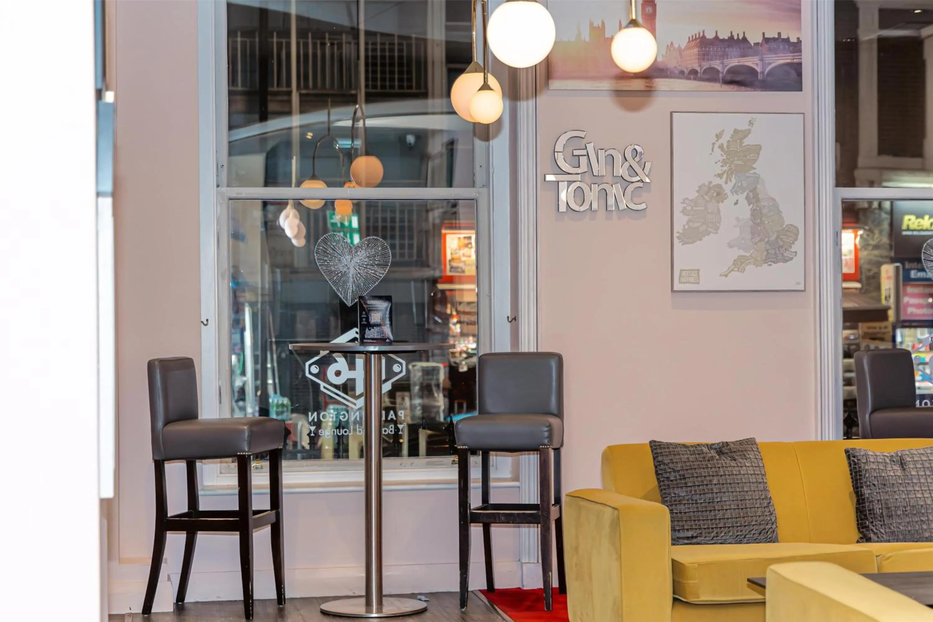 Restaurant/places to eat in Hilton London Paddington