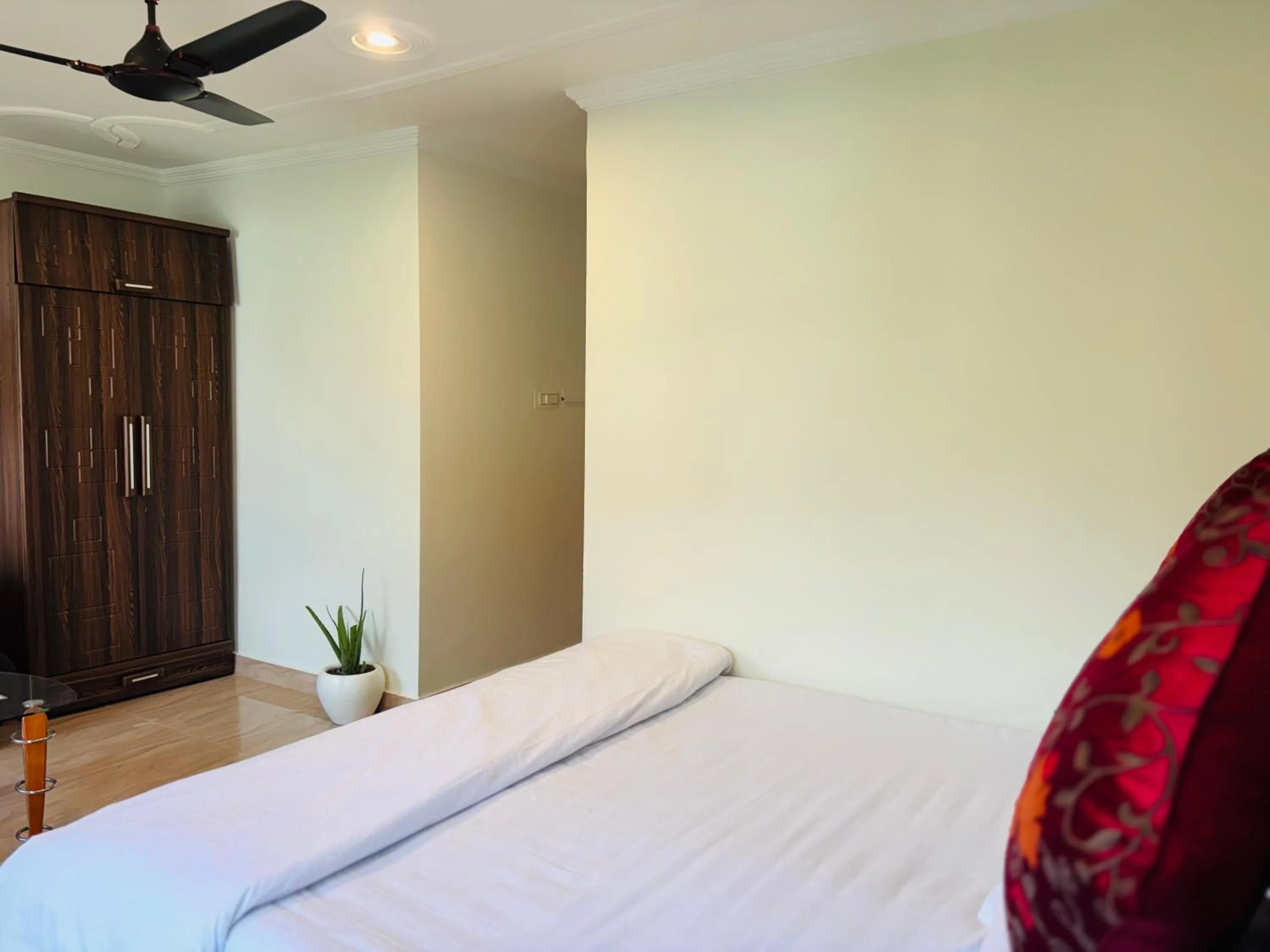 Bed in Hotel Crescent