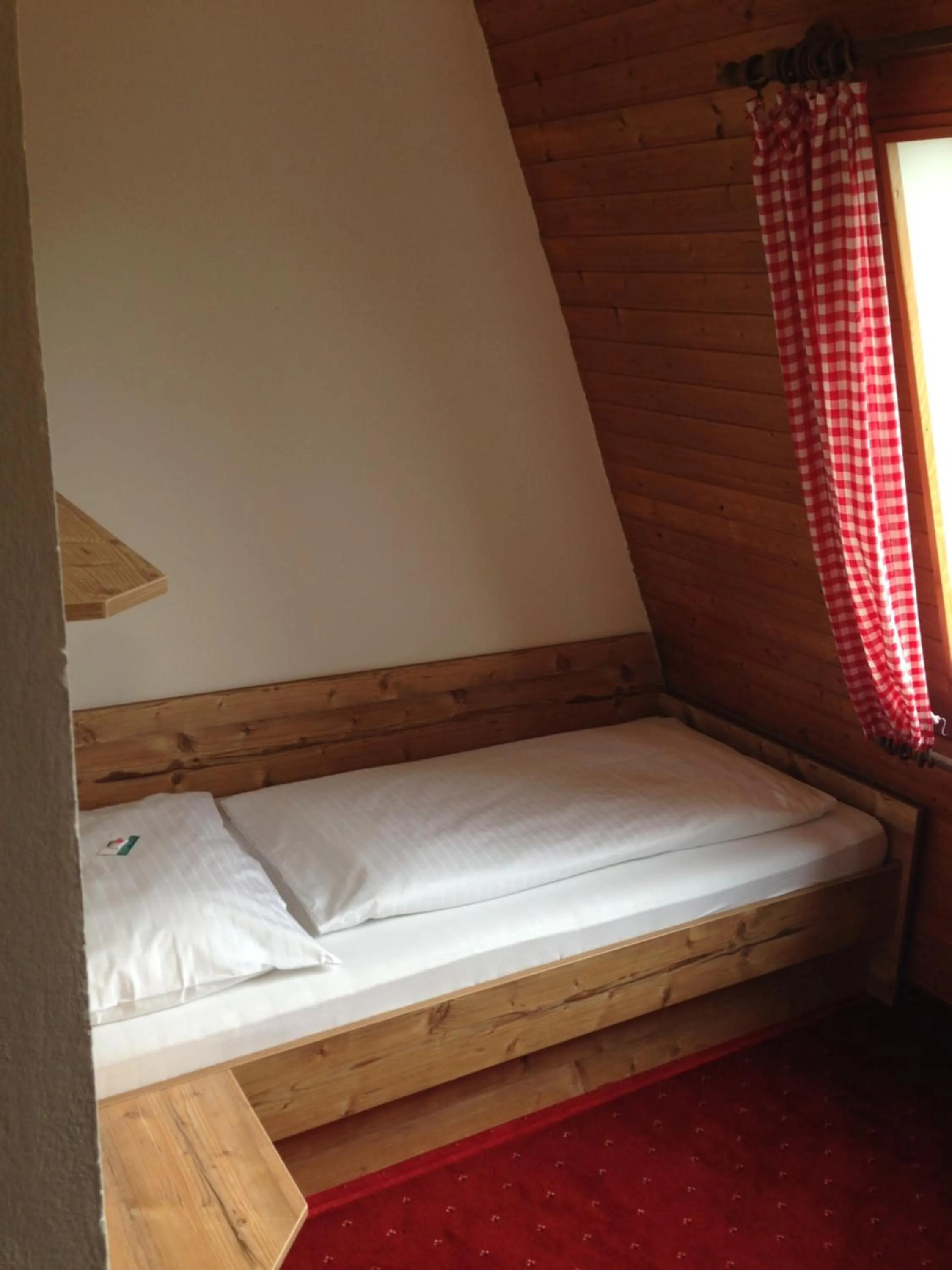 Photo of the whole room, Bed in Hotel-Gasthof Restaurant Murblick