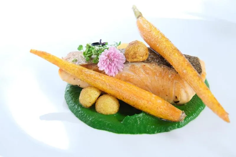 Restaurant/places to eat in Haller's Geniesserhotel