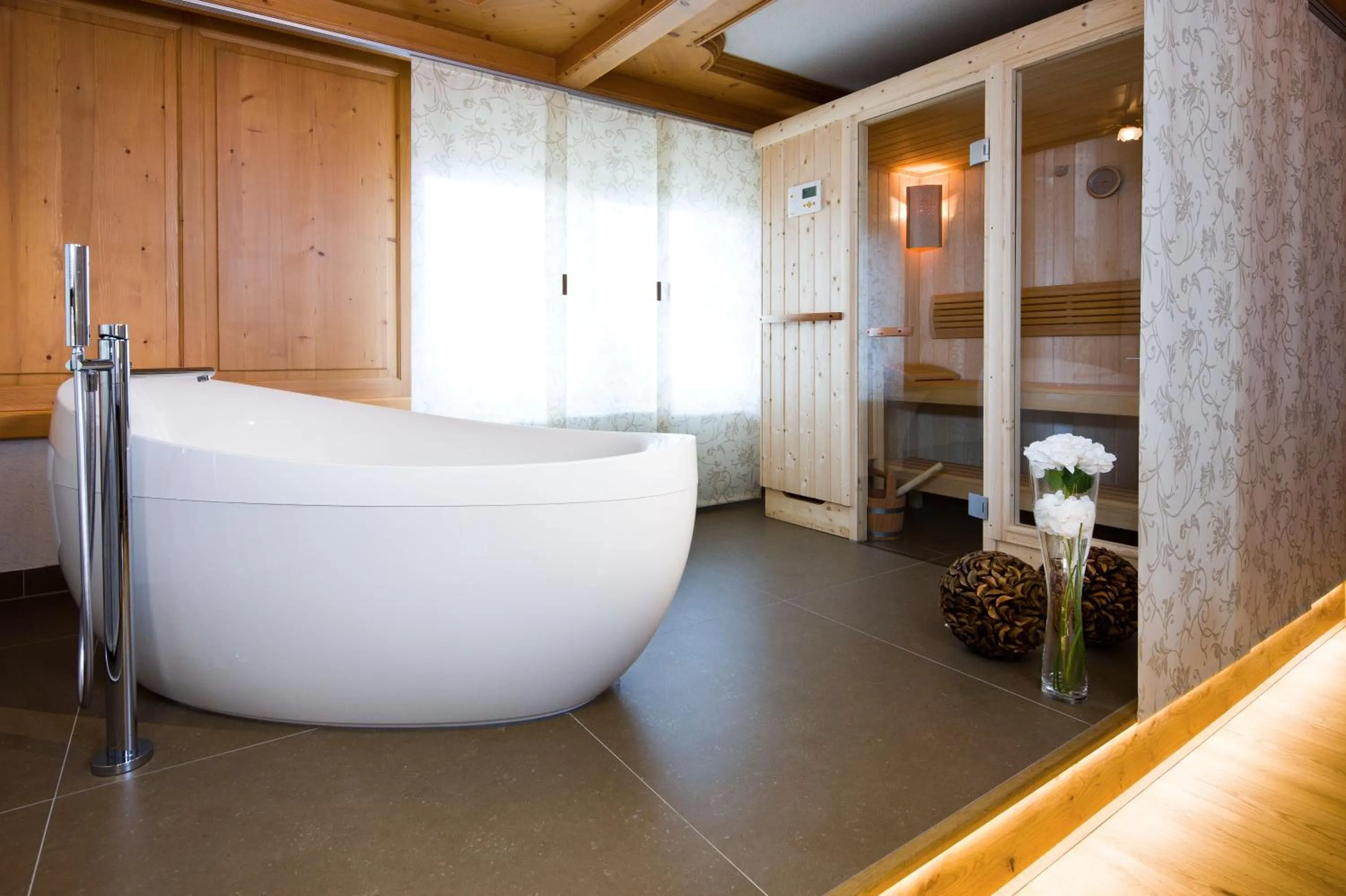 Bathroom in Haller's Geniesserhotel