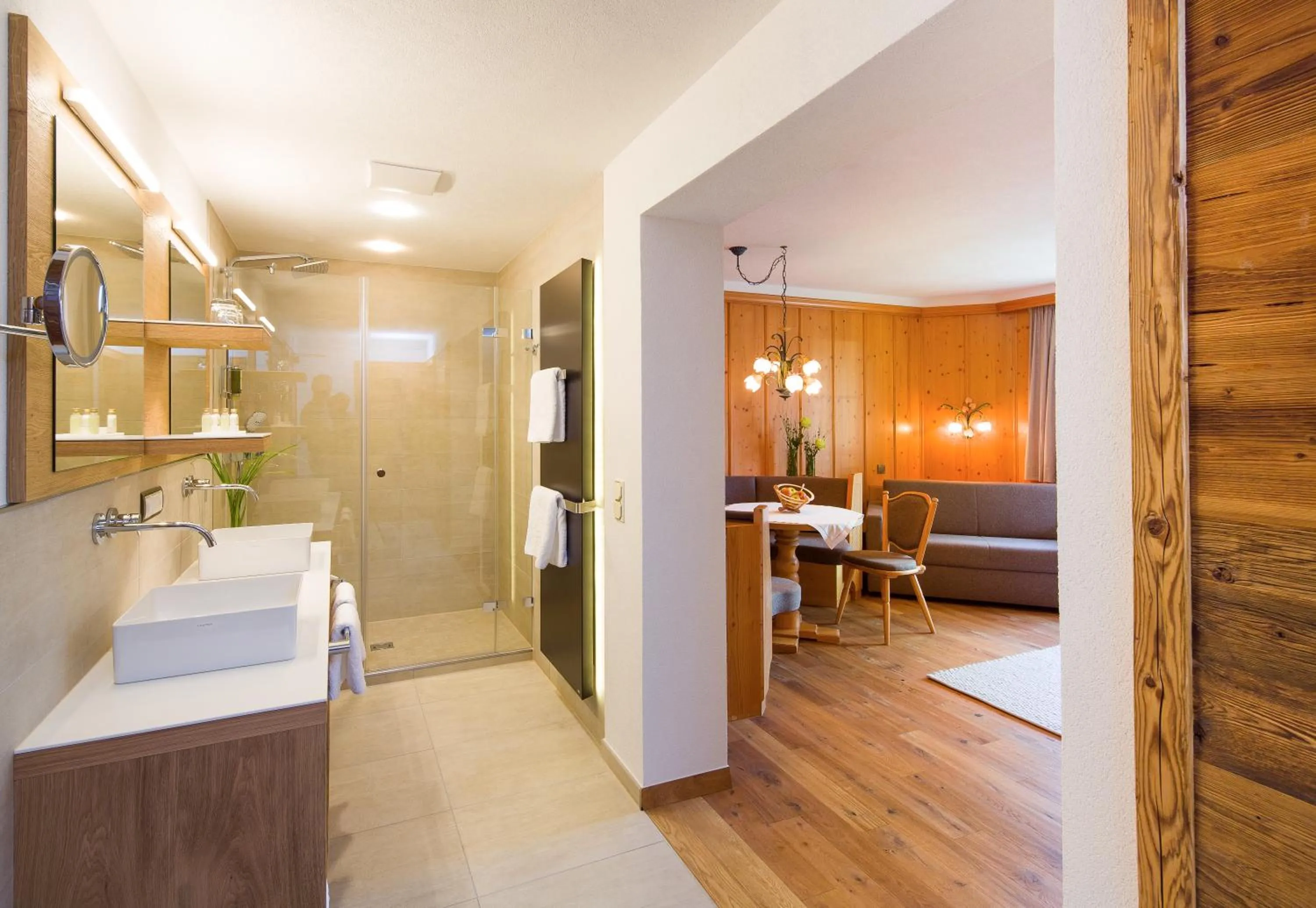 Bathroom in Haller's Geniesserhotel