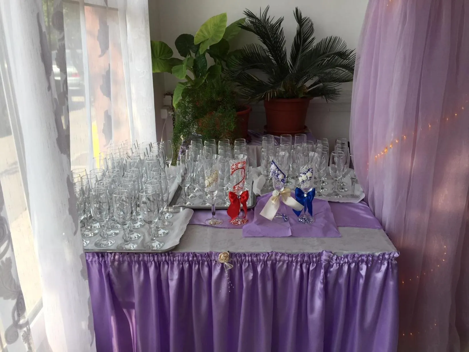 Restaurant/places to eat in Hotel Continental