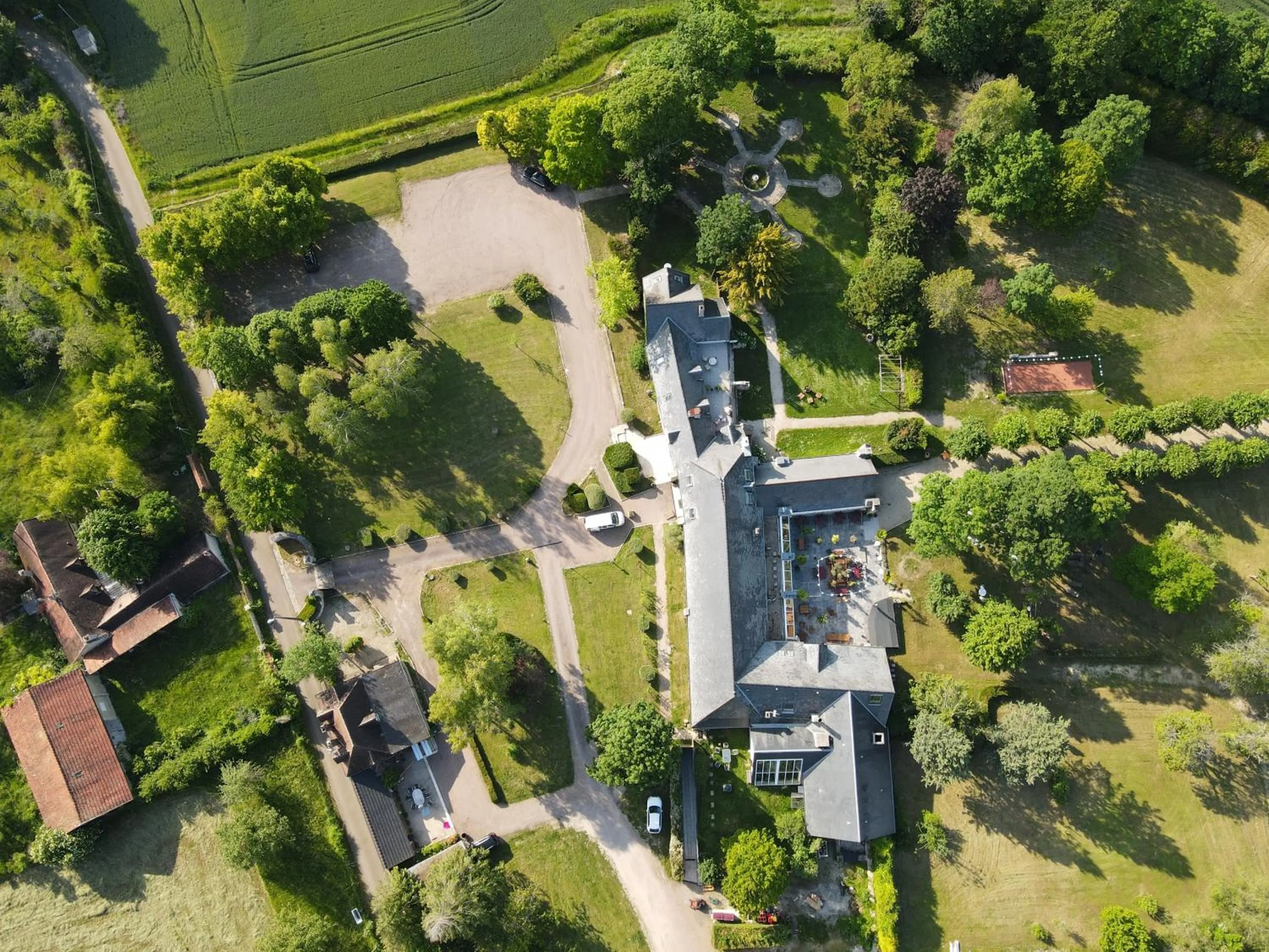 Property building in L'abbaye Saint Michel