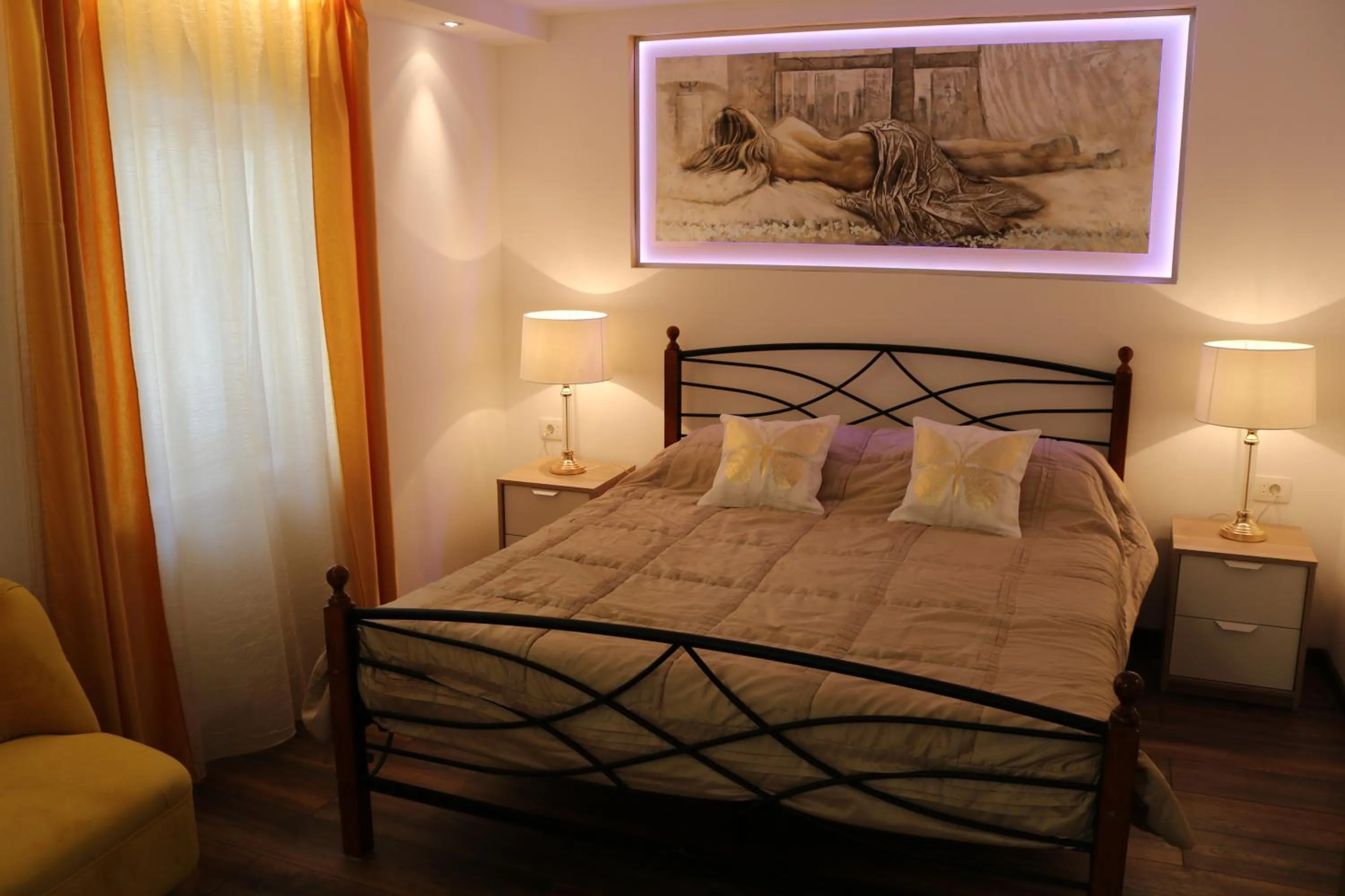 Bedroom, Bed in House Sandra