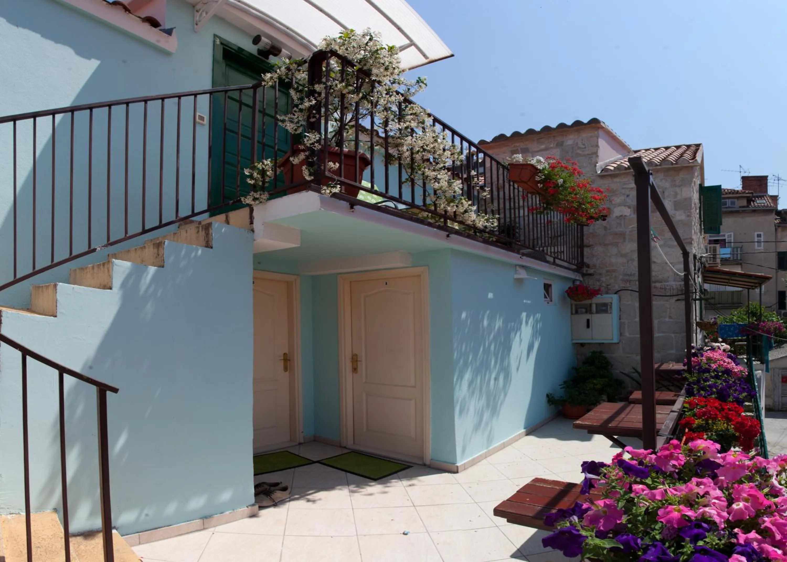 Patio in House Sandra