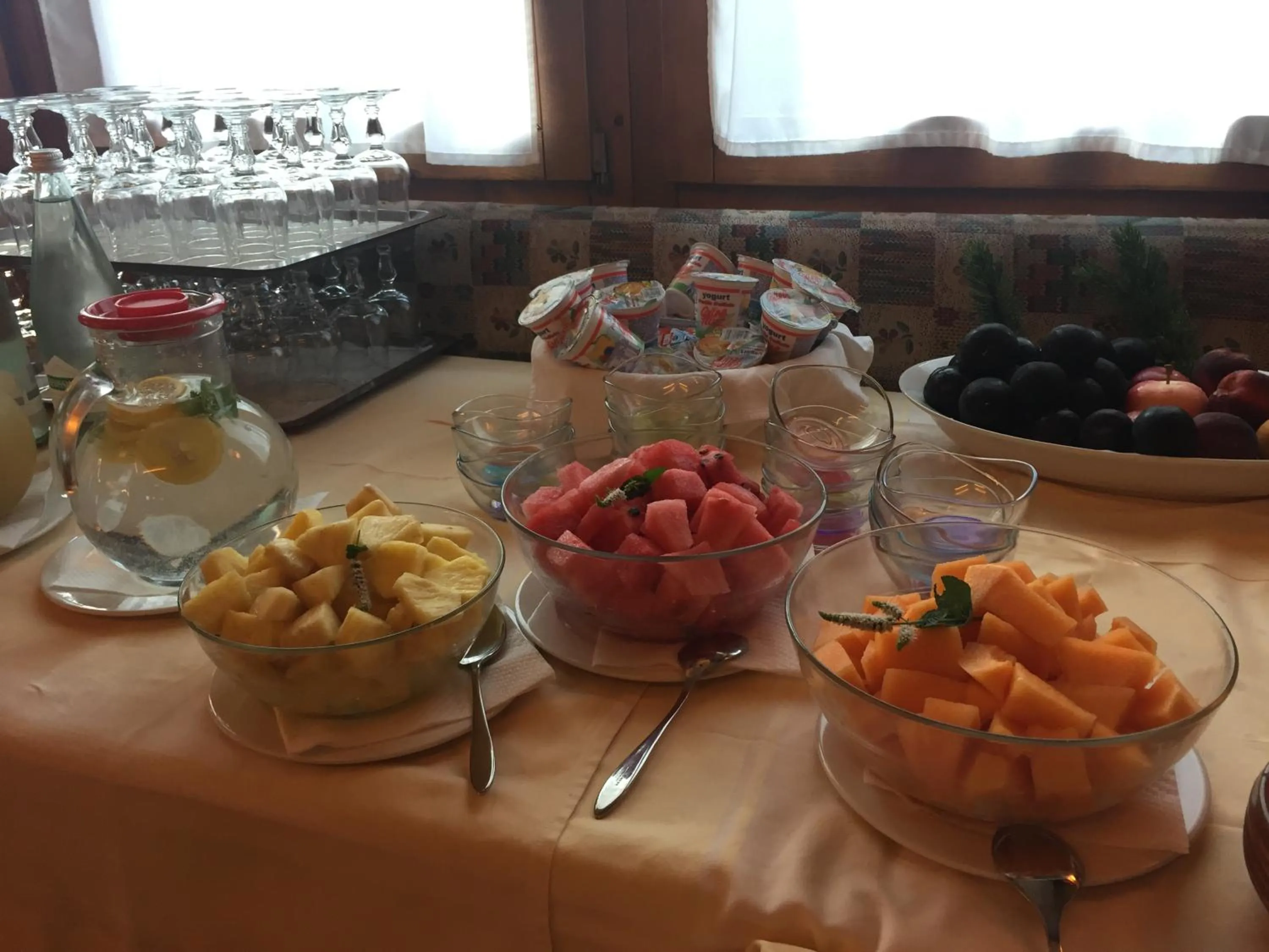 Breakfast in Hotel Villa Rina