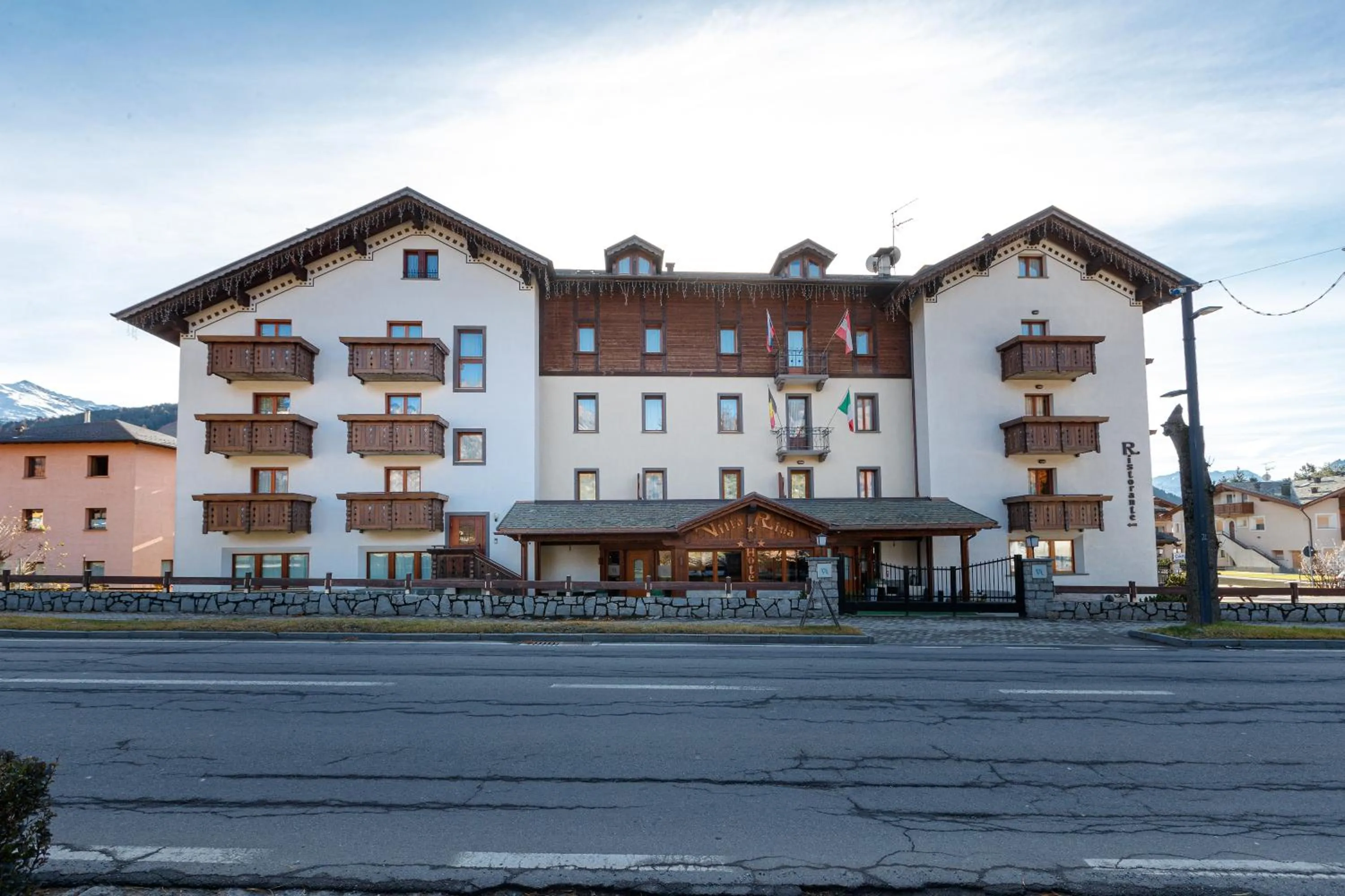 Property building in Hotel Villa Rina