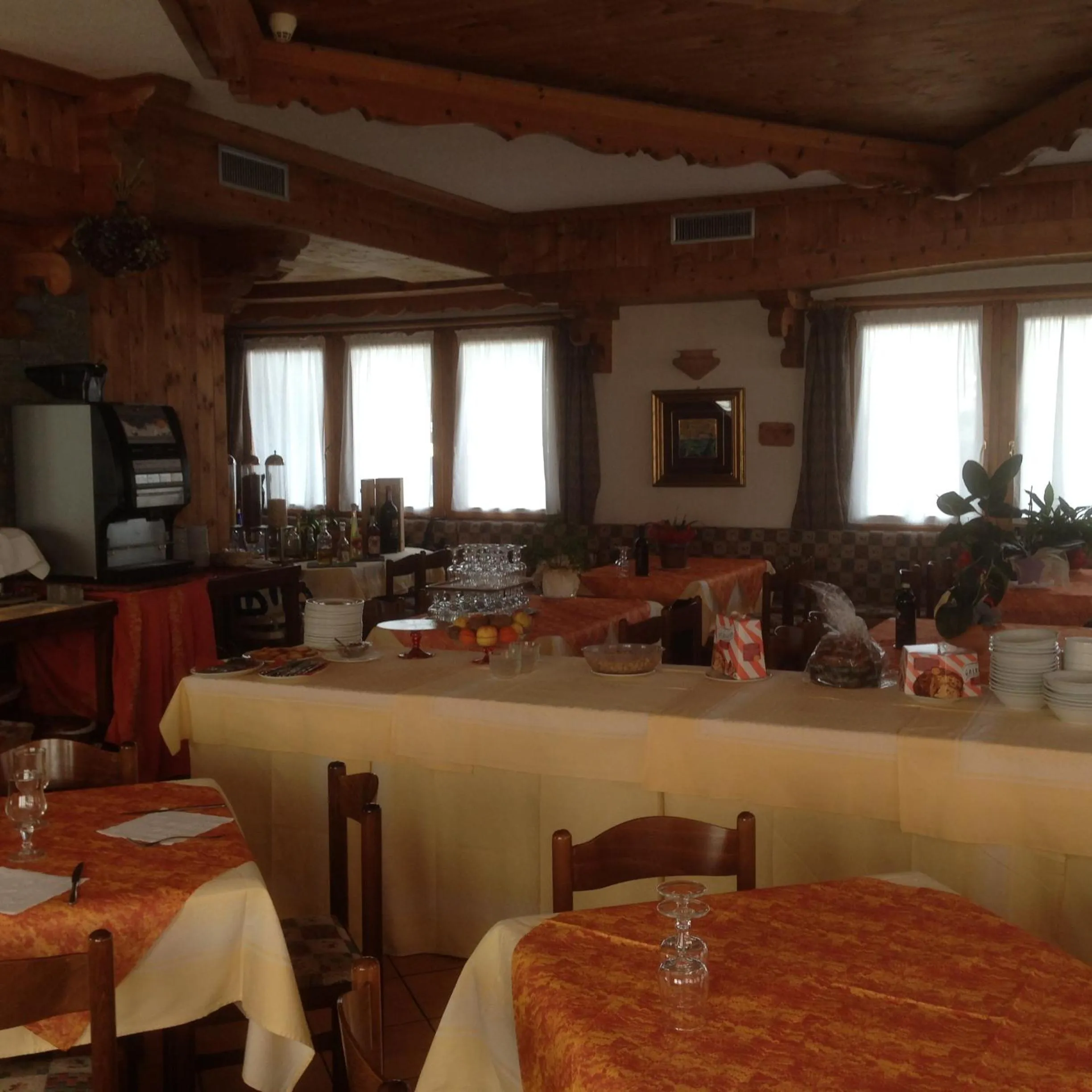 Dining area in Hotel Villa Rina