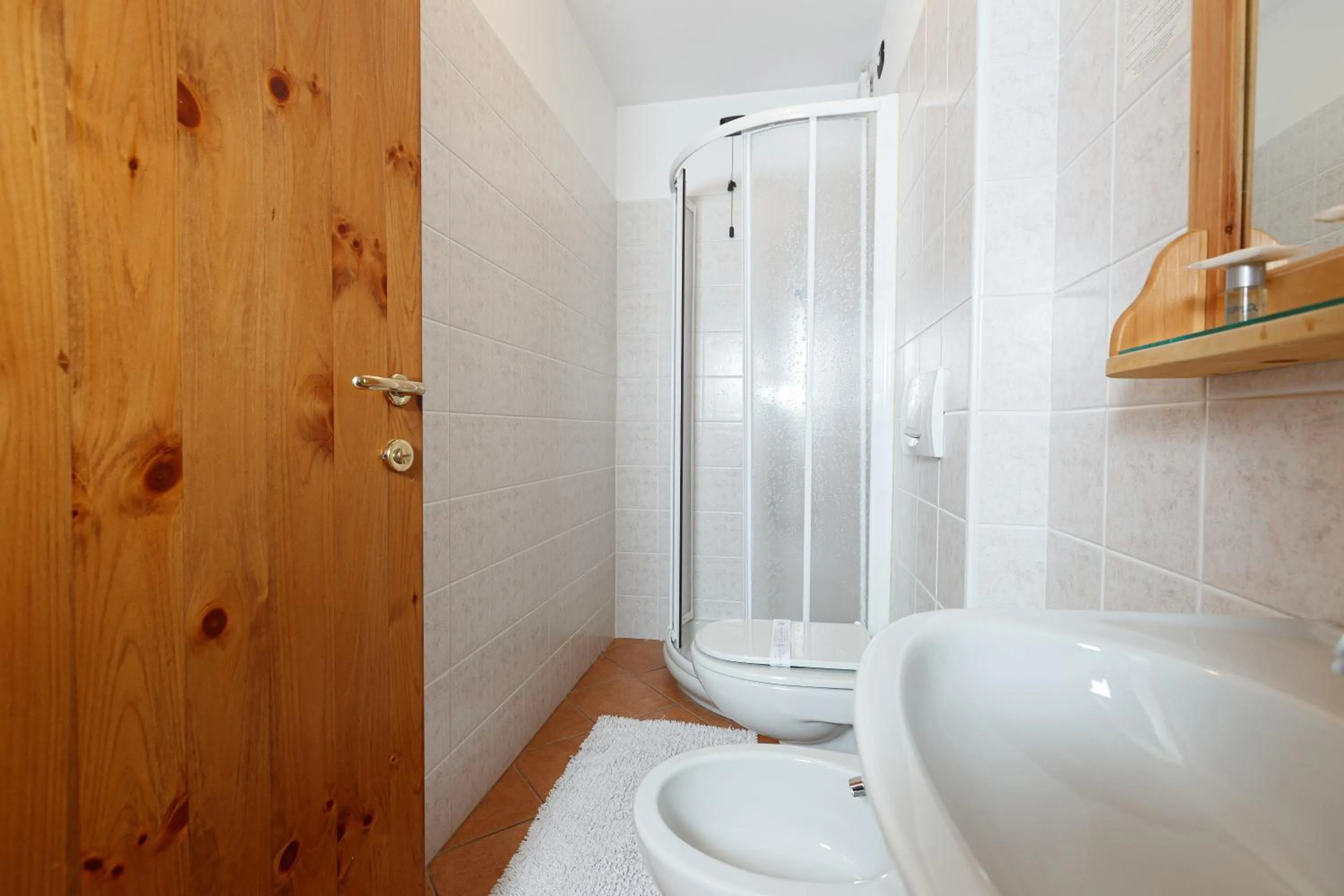 Bathroom in Hotel Villa Rina