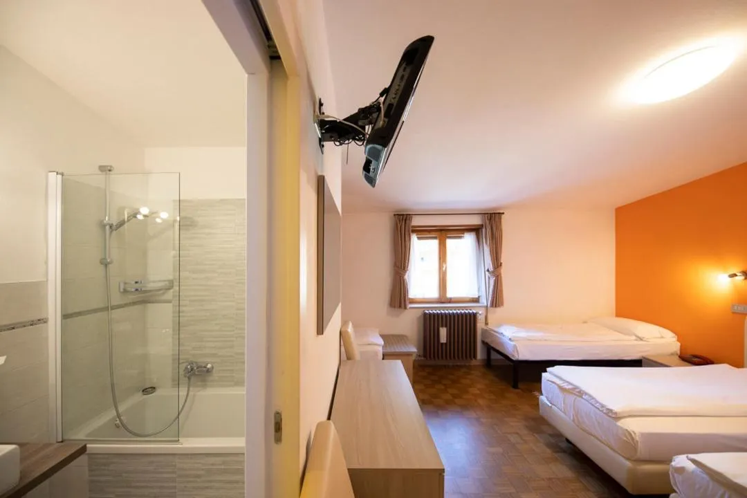 Bed in Hotel Vallecetta