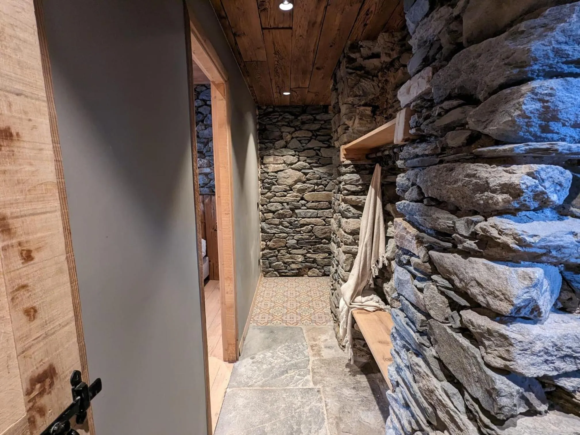 Lobby or reception in Lodji Hotel & spa