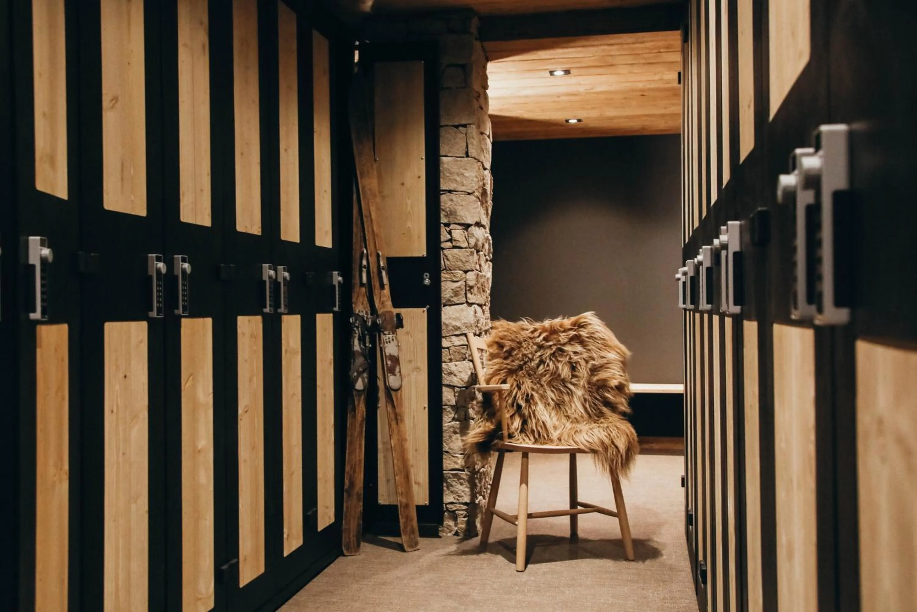 Skiing in Lodji Hotel & spa